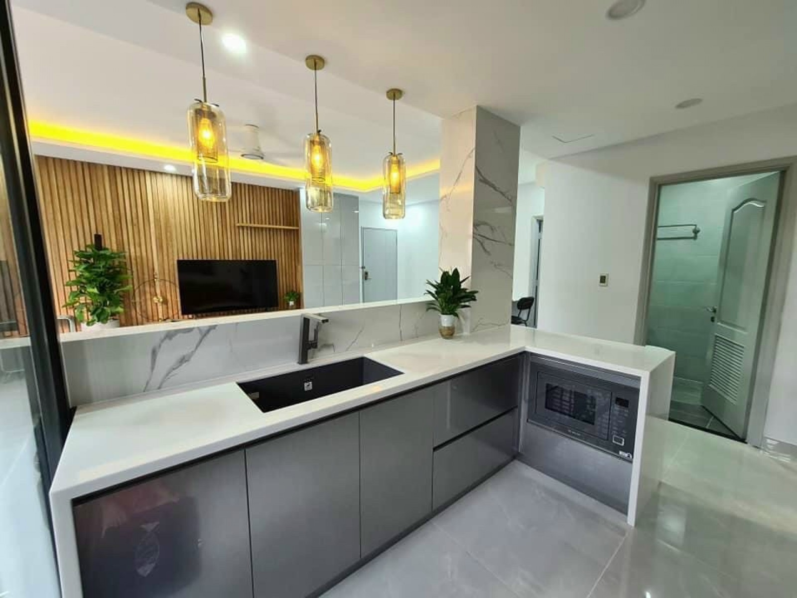 Cho thuê gấp căn hộ Riviera Point nhà mới thiết kế siêu đep 16tr/tháng vào ở ngay