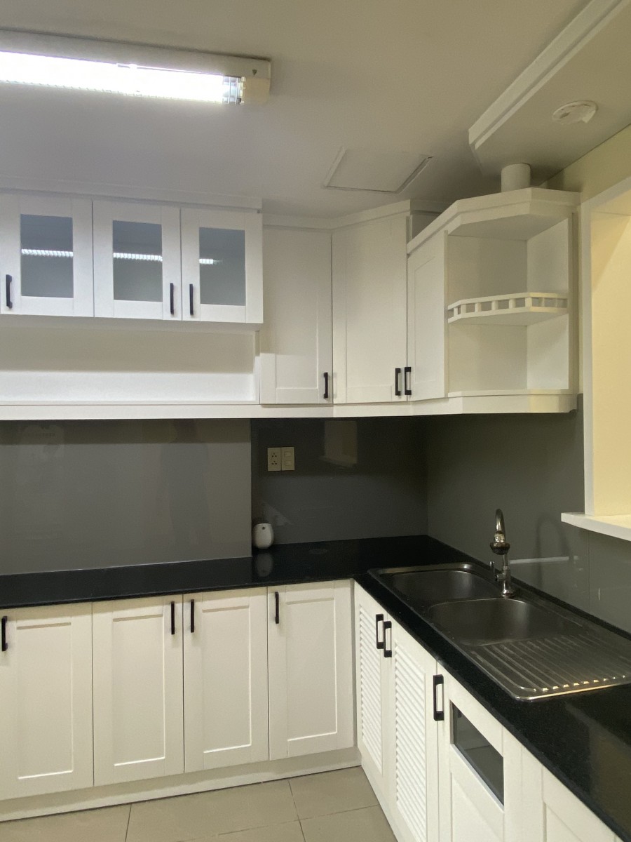 Cần cho thuê CHCC Grand View C đối diện trường Đinh Thiện Lý mặt tiền Nguyễn Đức Cảnh giá chỉ 24tr/tháng- 158m2 - 2311