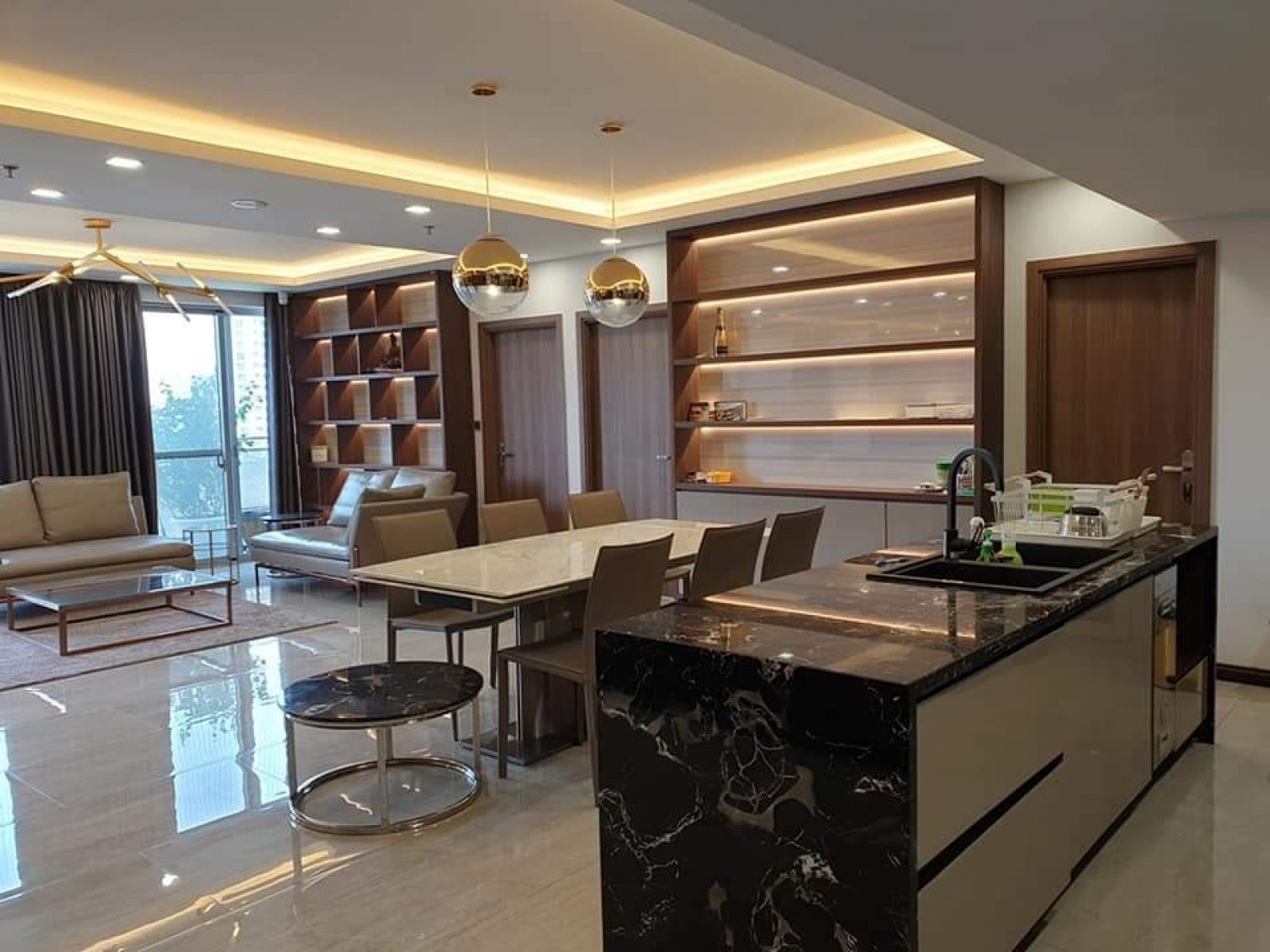 Cho thuê ch chung cư scenic valley, PMH, Q7 DT: 133m 3 phòng ngủ, 2WC nhà đẹp mới có đầy đủ nội thất.