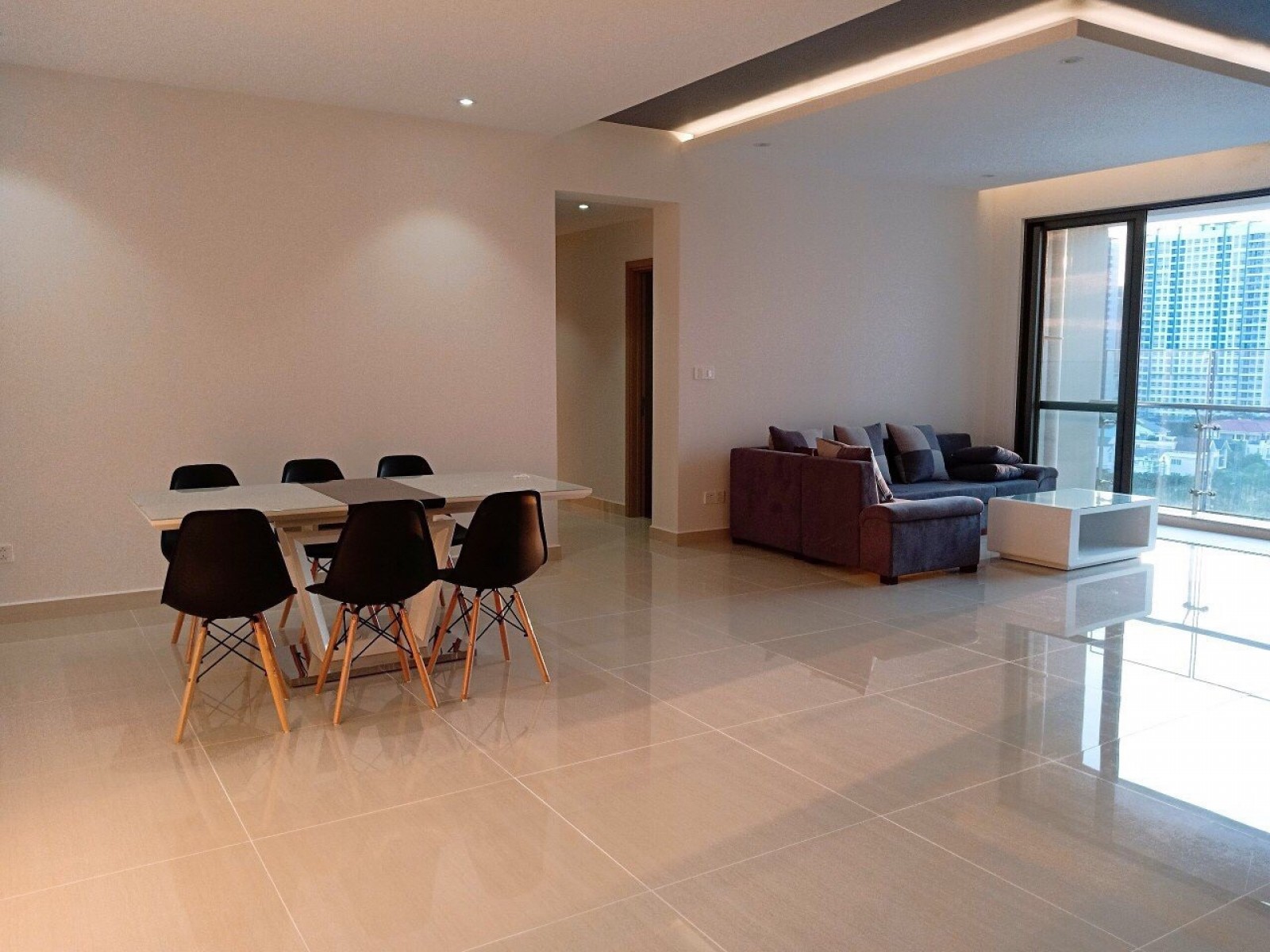 Chính chủ cho thuê căn hộ garden plaza 1,phú mỹ hưng,view kênh đào,lầu 5,130m2 ,3pn , thoáng mát