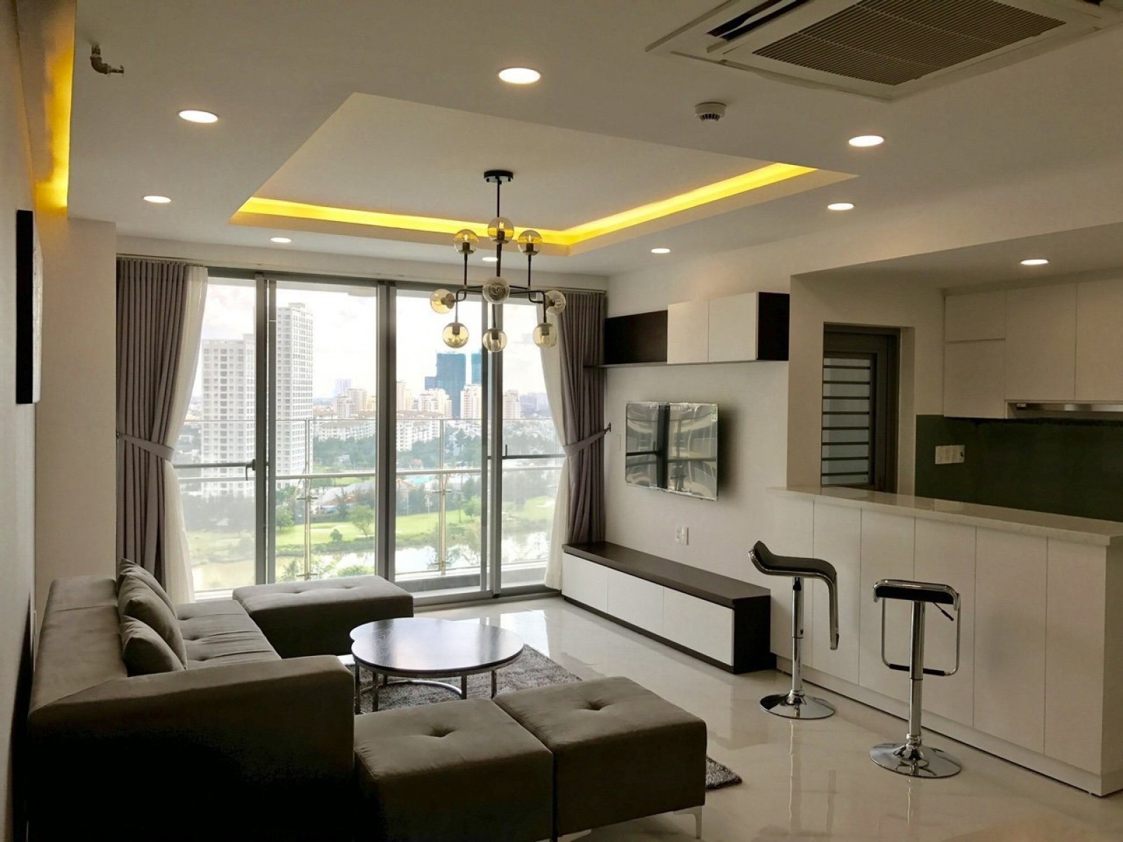 Chủ nhà cần cho thuê gấp CH cao cấp Garden Plaza 1, Phú Mỹ Hưng, Q 7, DT 148m2.