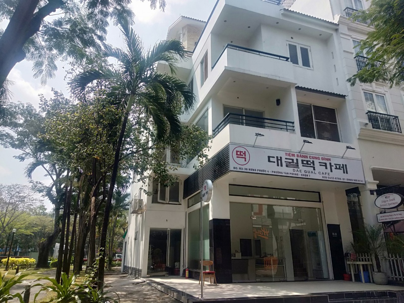 Cho thuê nhà phố nguyên căn Hưng Phước 4, Phú Mỹ Hưng, Quận 7, Tp.HCM.