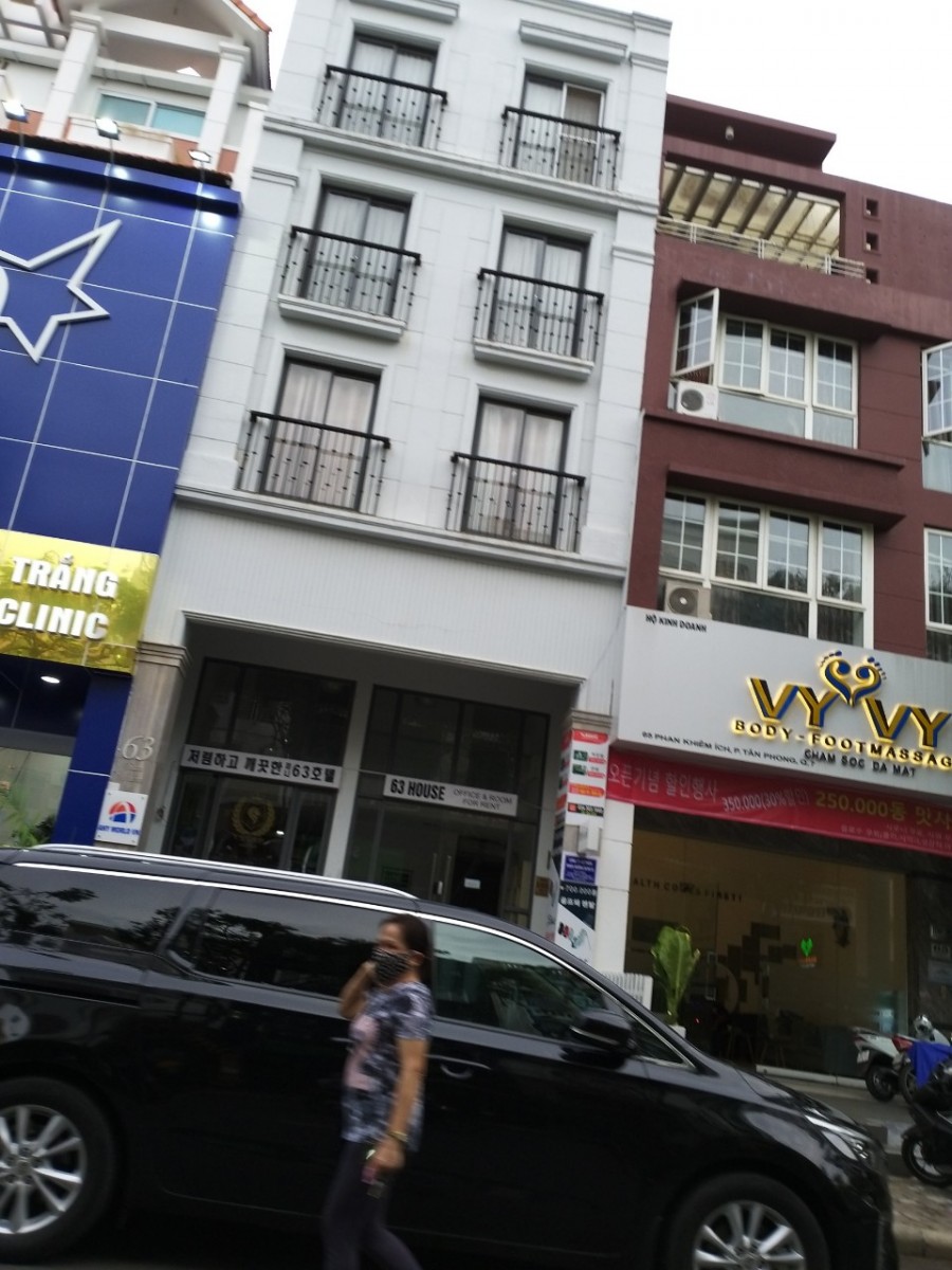 Hỗ trợ dịch Cho thuê căn hộ dịch vụ hưng gia 4 ngay đường lớn, lượng khách đông.