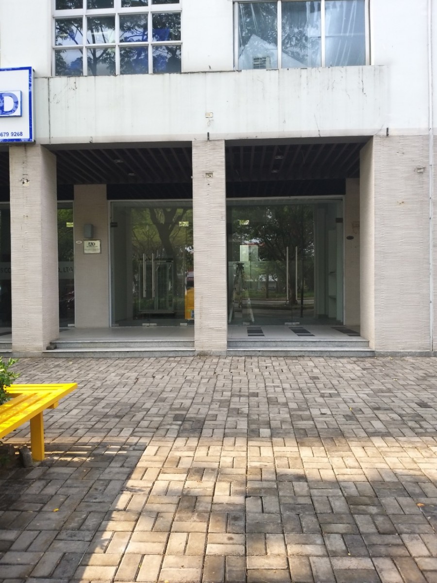 Cho thuê mặt bằng shop MT Nguyễn Văn Linh, làm văn phòng, showroom PMH, Q7. - 260