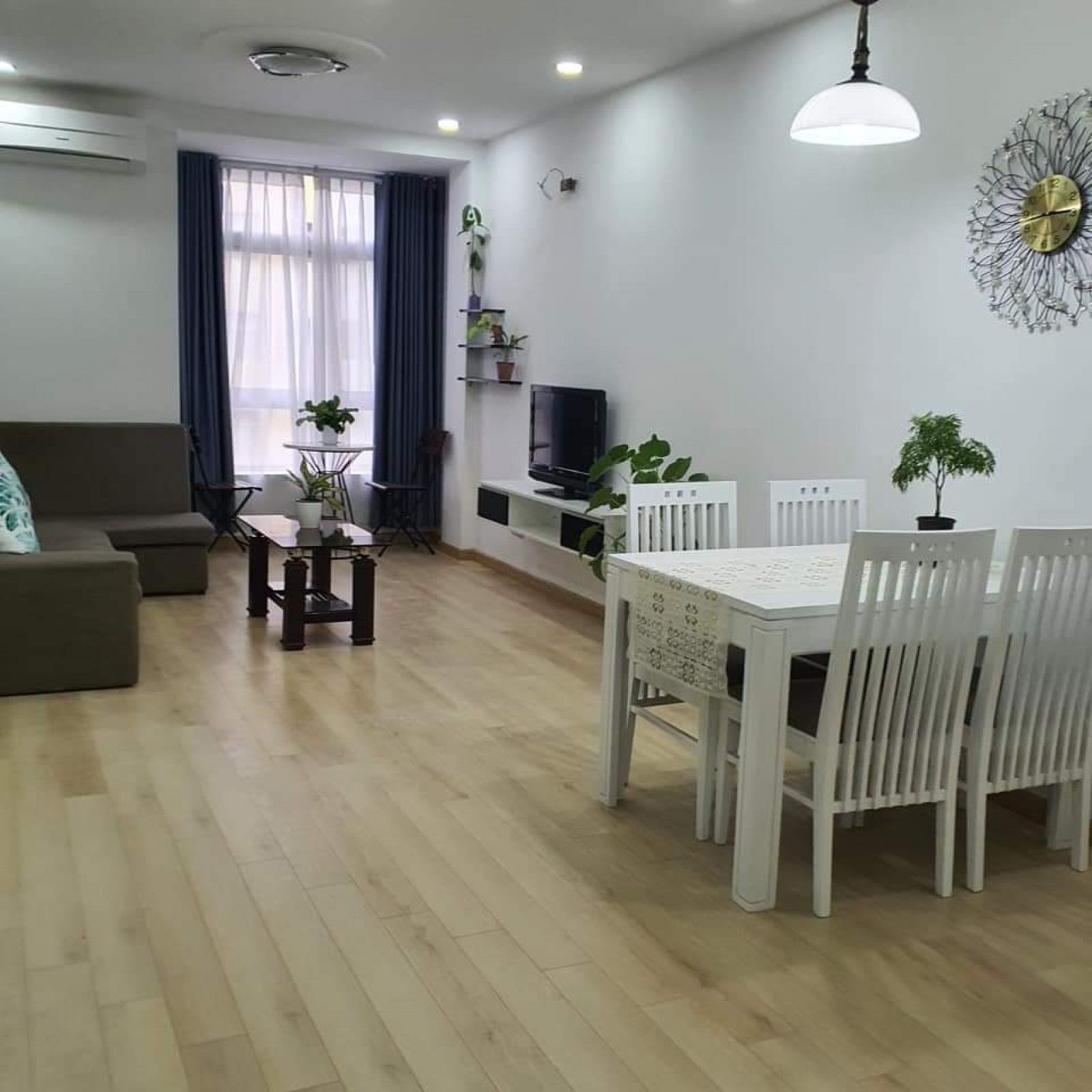 Hot! Bán gấp căn hộ Mỹ Khánh 4, Phú Mỹ Hưng, DT: 118m2 3PN, giá tốt: 3.6 tỷ, nhà mới full nội thất.