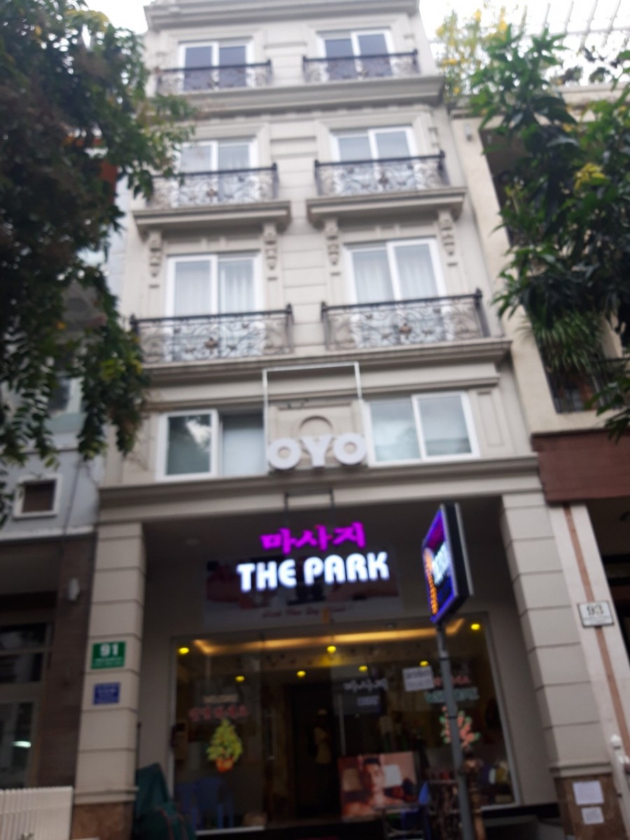 Bán lỗ nhà phố Hưng Gia - Phú Mỹ Hưng DT 6*18.5m nhà có thang máy, giá 25 tỷ giá cực rẻ để đầu tư.