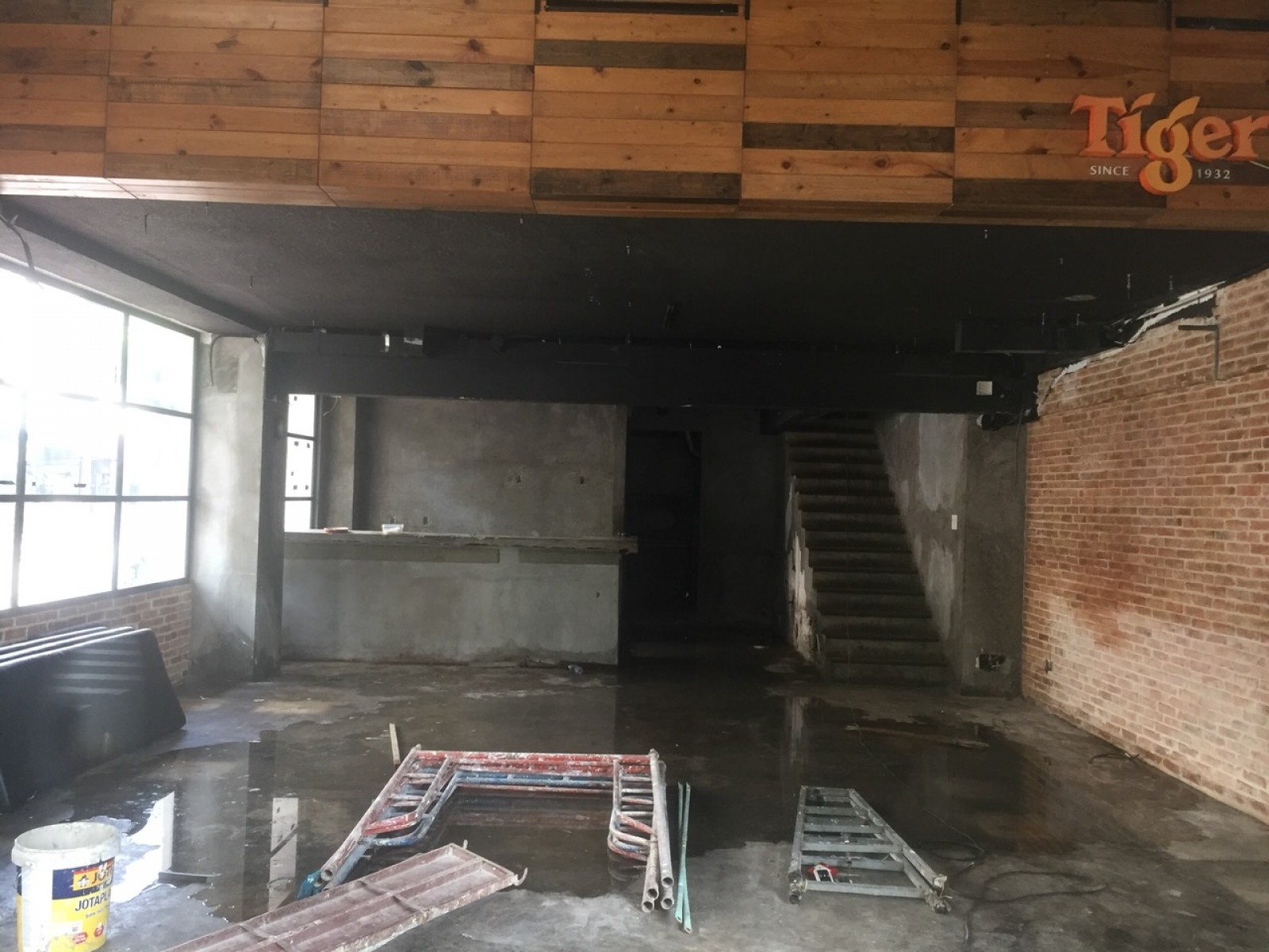 Shop tầng trệt góc 2 mặt tiền Nguyễn Đức Cảnh, Phú Mỹ Hưng bán giá rẻ