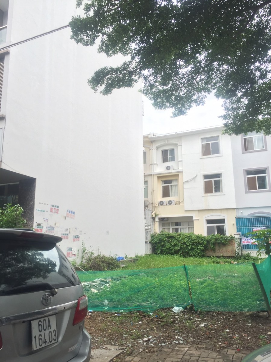 Sổ Đỏ cầm tay bán ngay lô đất khu Hưng Phước 4, Phú Mỹ Hưng có giá tốt