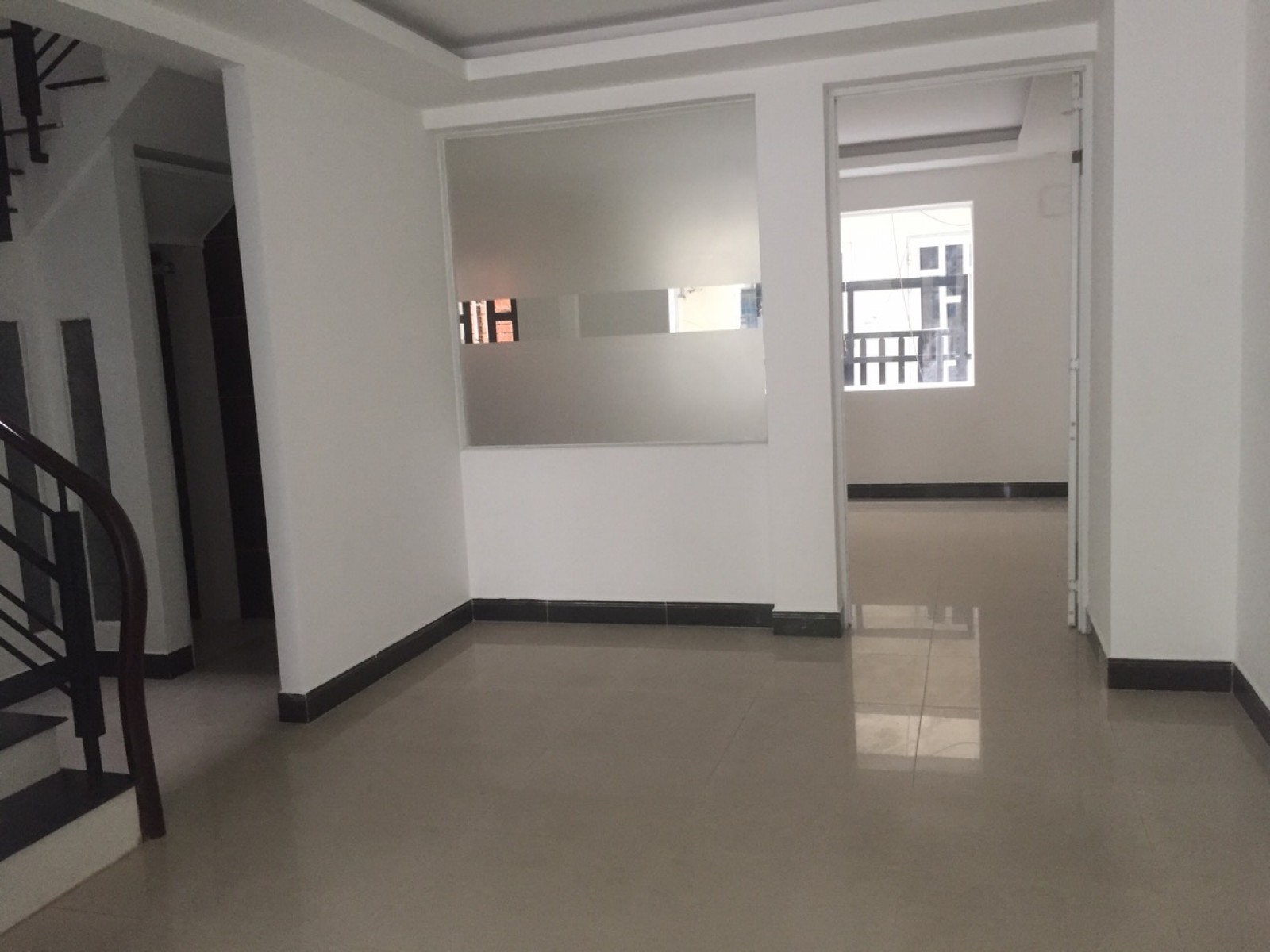 Bán nguyên căn nhà phố 5 lầu với 4PN lớn khu Hưng Gia 1, Phú Mỹ Hưng - 5038