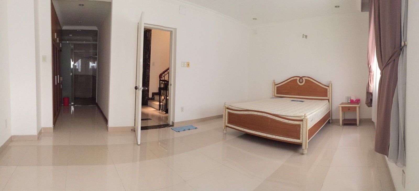 Bán mặt tiền khu phố Hưng Gia 5 có thang máy, đường Số 2, Phú Mỹ Hưng