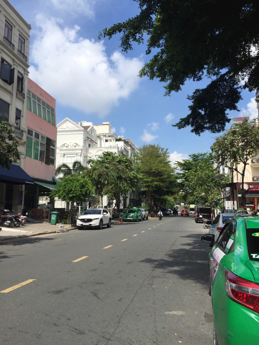 Nhà phố kinh doanh có 9 phòng khu phố Hàn, Phú Mỹ Hưng giá bán tốt - 5120