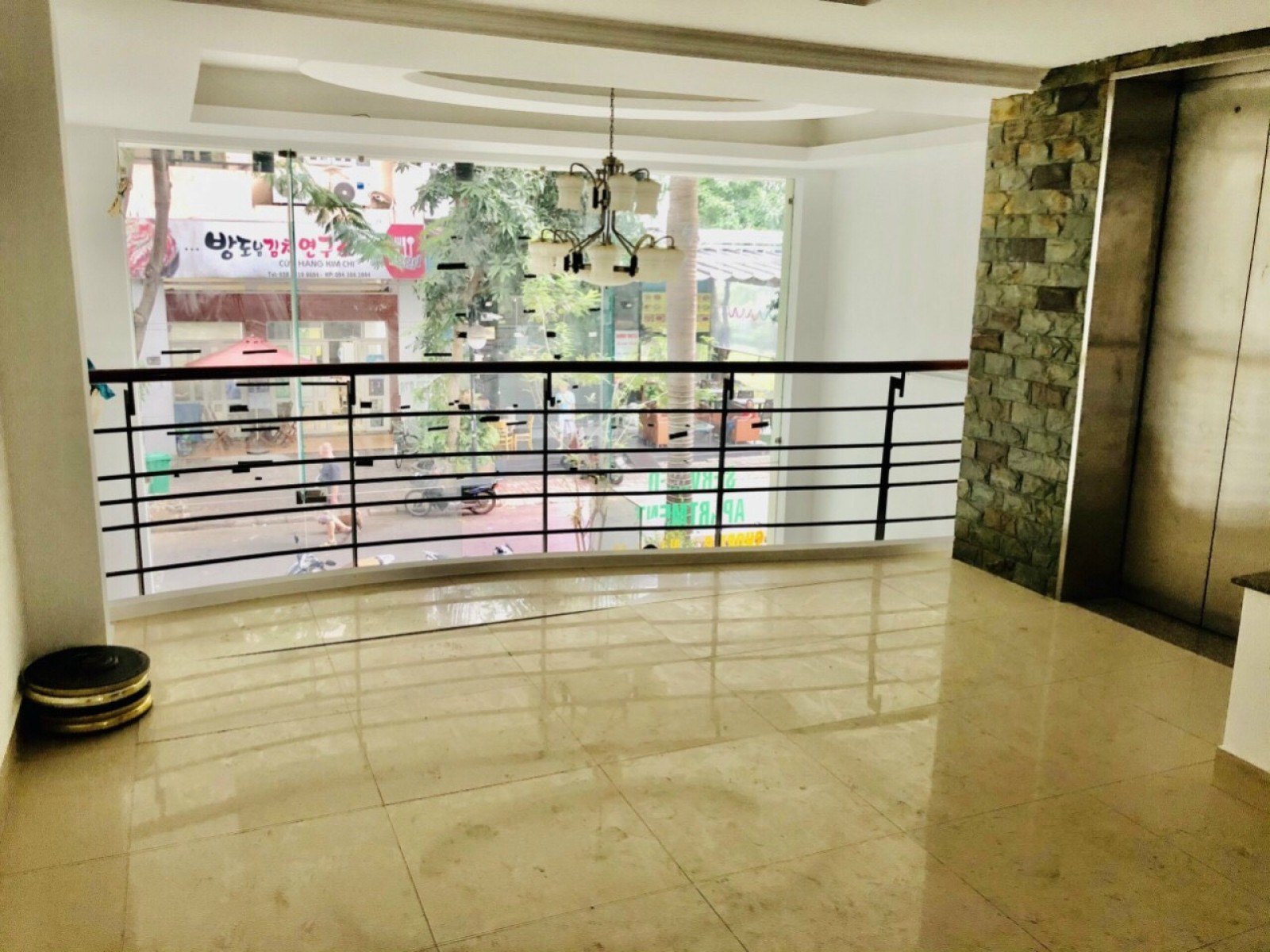 Bán nhà phố tự xây khu thương mại dịch vụ ở trung tâm Phú Mỹ Hưng