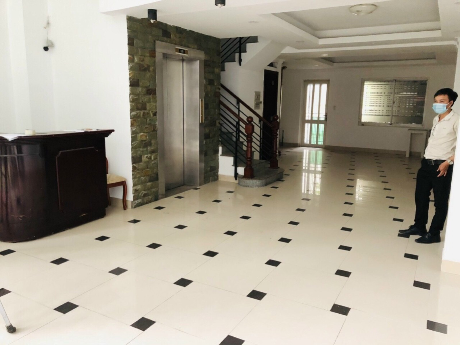 Bán nhà phố tự xây khu thương mại dịch vụ ở trung tâm Phú Mỹ Hưng - 5182