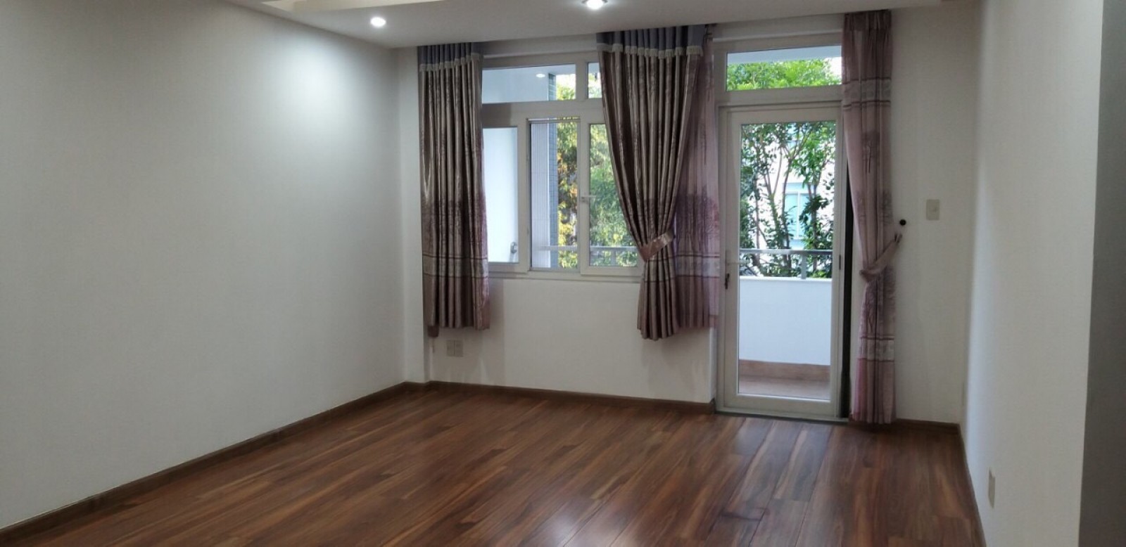 Sở hữu nhà mặt tiền Phạm Thái Bường, Phú Mỹ Hưng tiện kinh doanh, ở - 5245