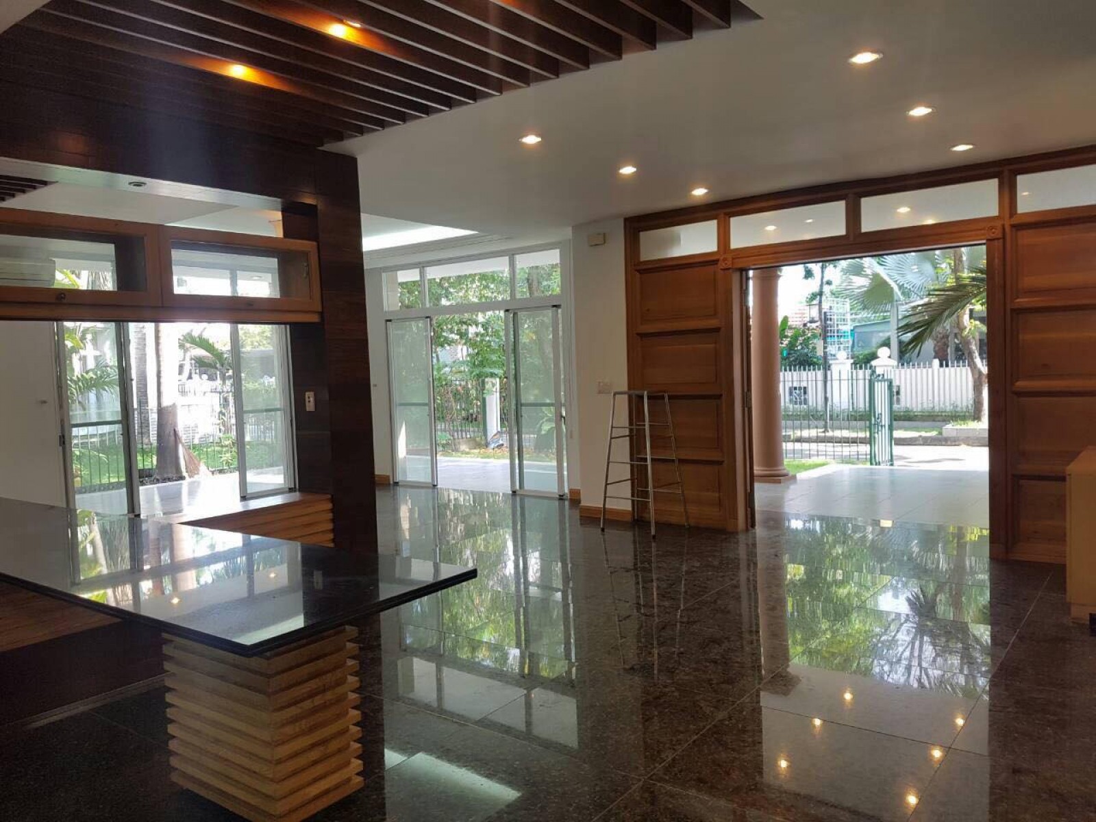 Bán biệt thự liền kề Mỹ Phú 3, Phú Mỹ Hưng nhà 2 mặt tiền trước sau - 5356