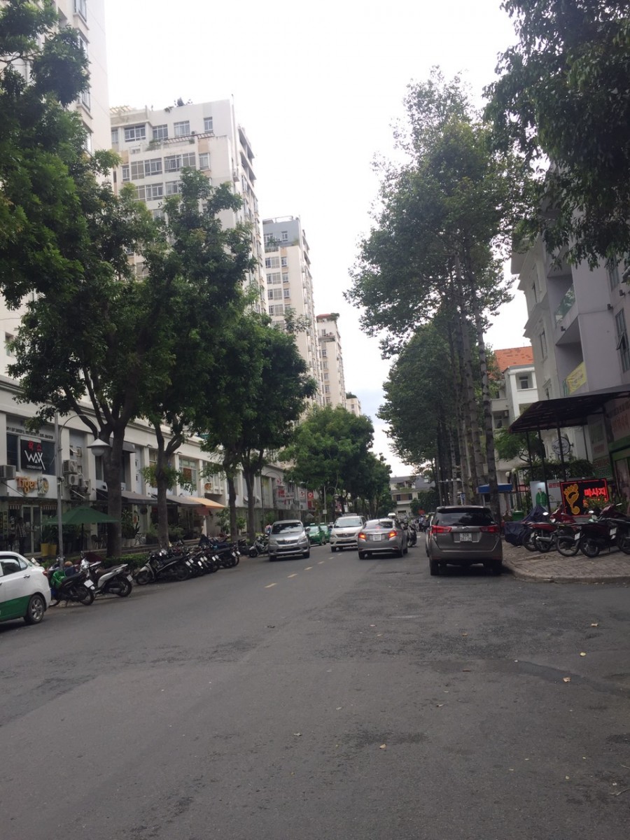 Cho thuê shop kinh doanh Sky Garden trệt lửng 140m2, Phú Mỹ Hưng, Q7 - 5467
