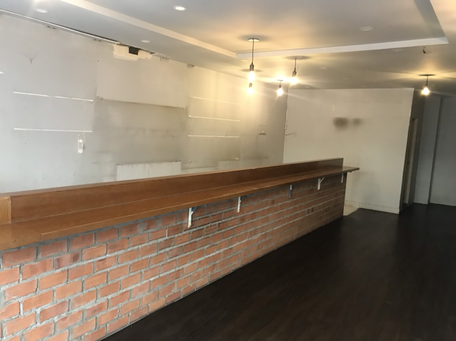 Shop Hưng Vượng, đường Lê Văn Thiêm, Phú Mỹ Hưng đang trống thuê ngay