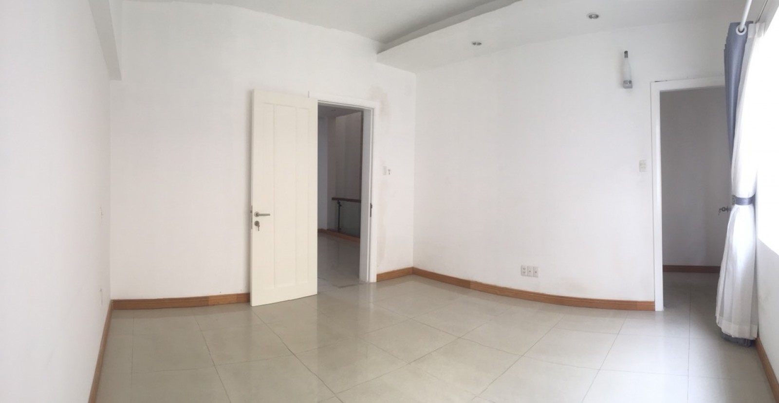Nhà mặt tiền khu Hưng Gia, Phú Mỹ Hưng thuê để kinh doanh và ở - 5572