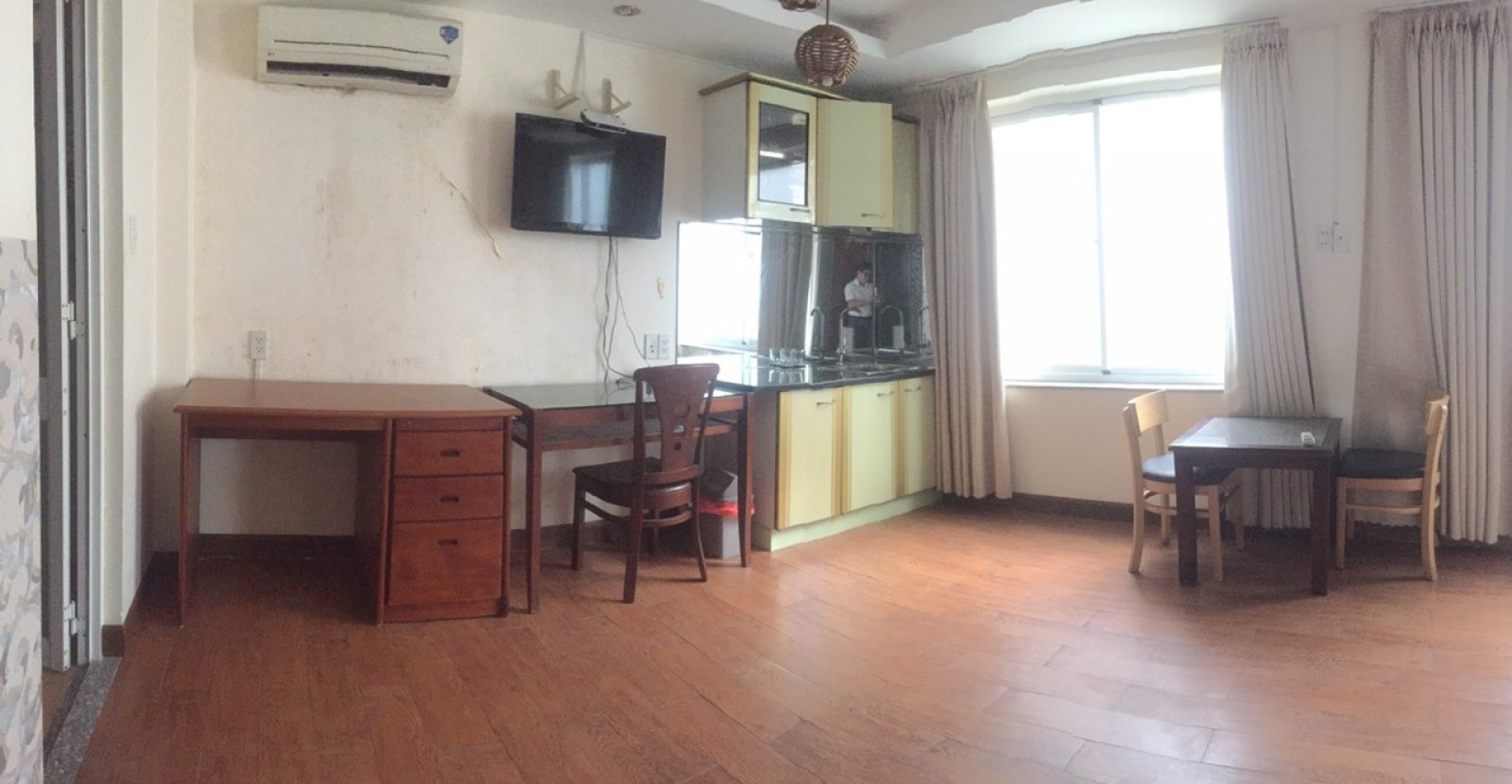 Khách sạn Phú Mỹ Hưng có 15 phòng, hầm, thang máy giá thuê cực tốt - 5592