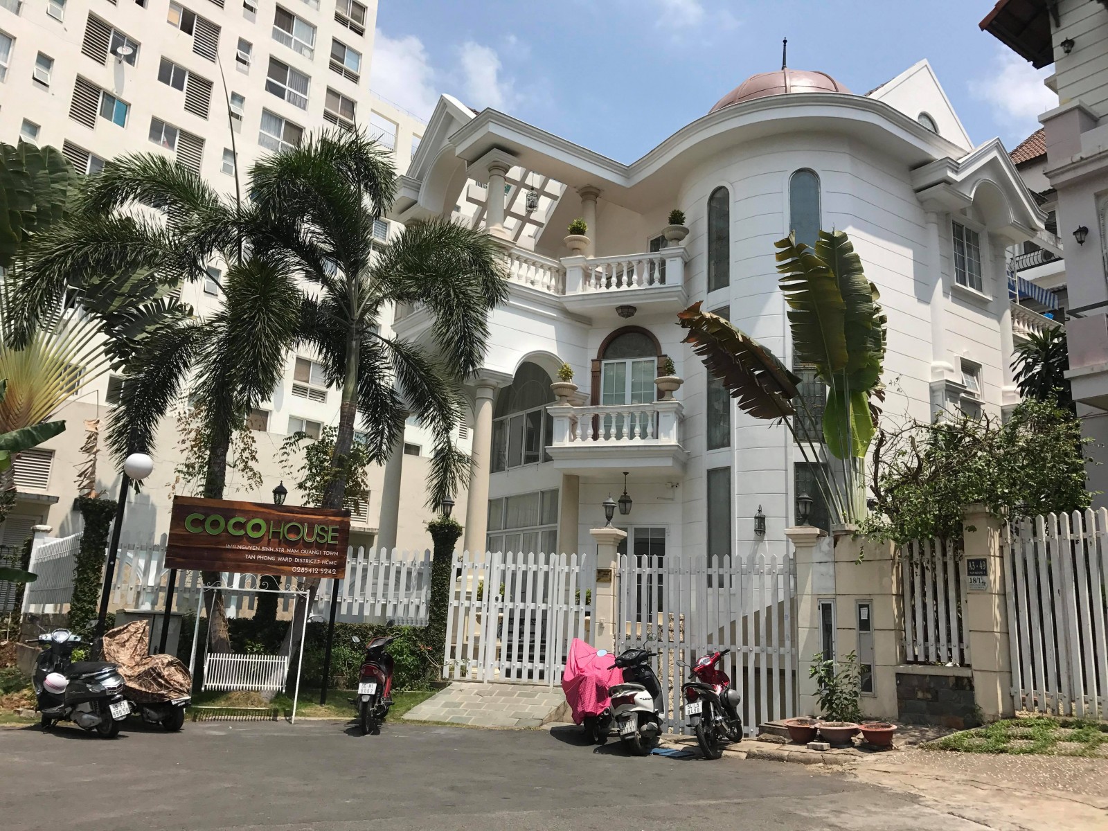 Nhà phố mặt tiền Hà Huy Tập, Phú Mỹ Hưng cho thuê nguyên căn giá rẻ
