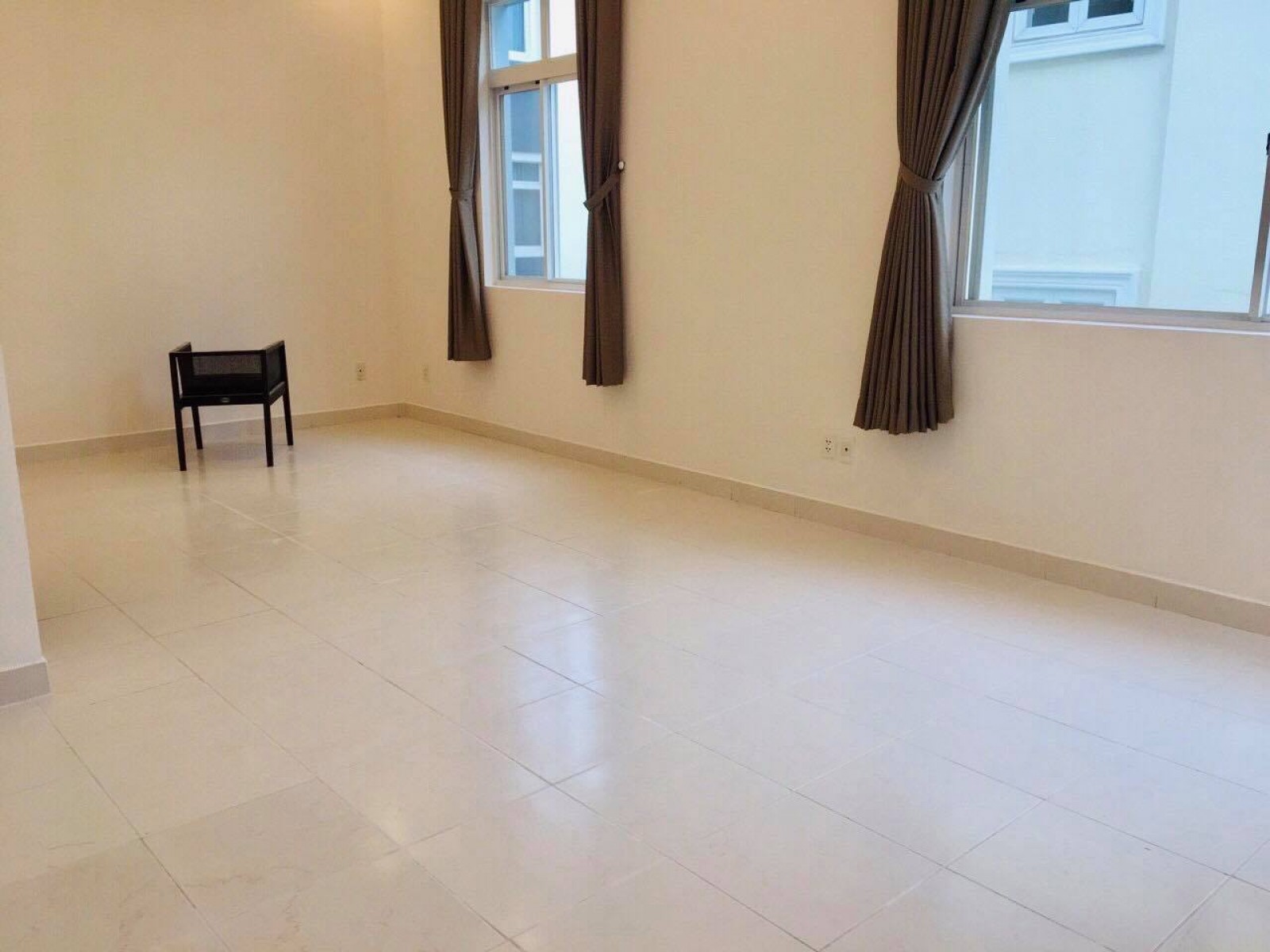 Đang trống căn biệt thự song lập Mỹ Kim 3, Phú Mỹ Hưng có giá thuê rẻ - 5670