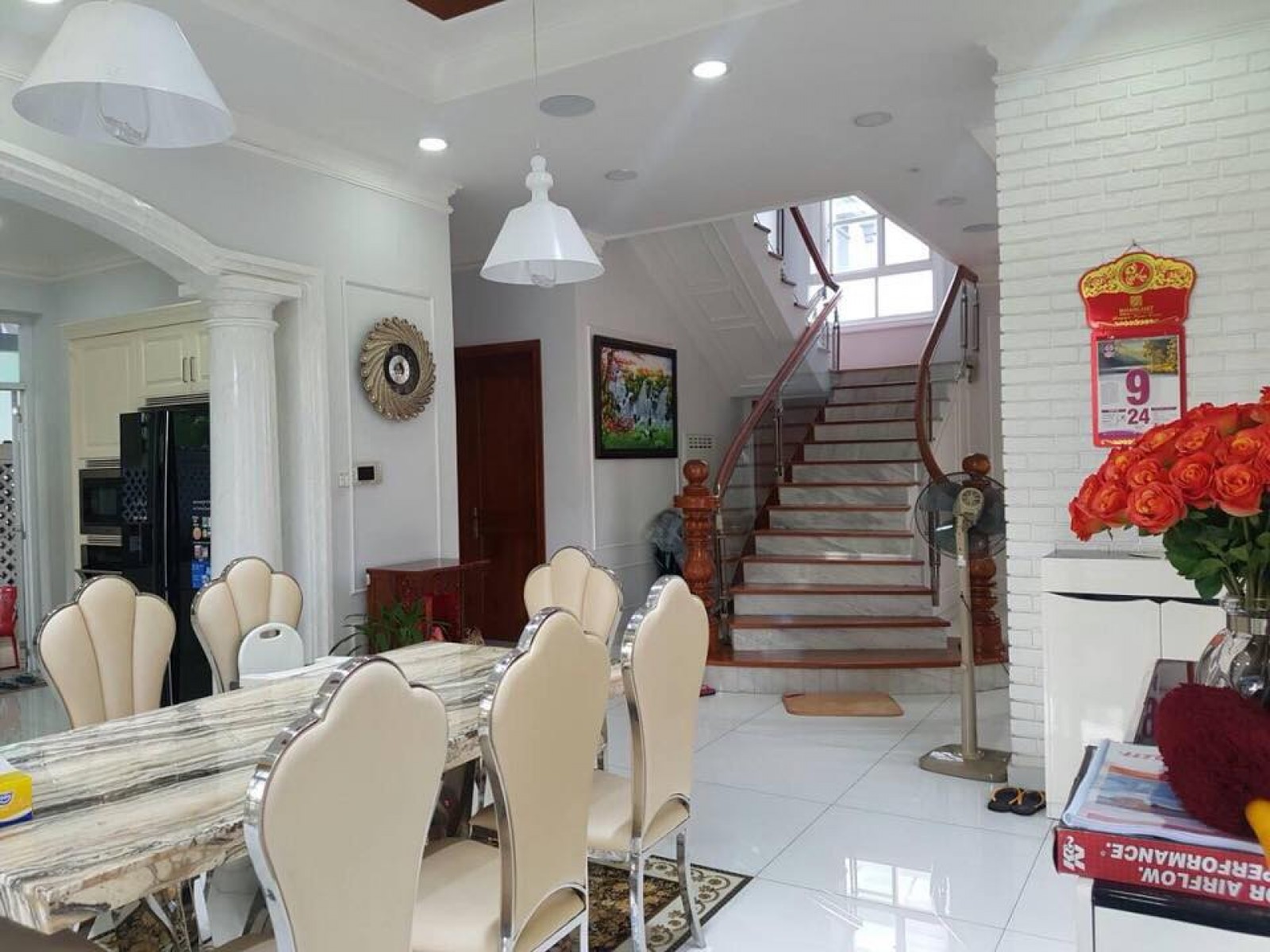CHO THUÊ BIỆT THỰ 256M2 KHU MỸ PHÚ, PHÚ MỸ HƯNG CÓ HỒ BƠI VÀ SÂN VƯỜN - 5751