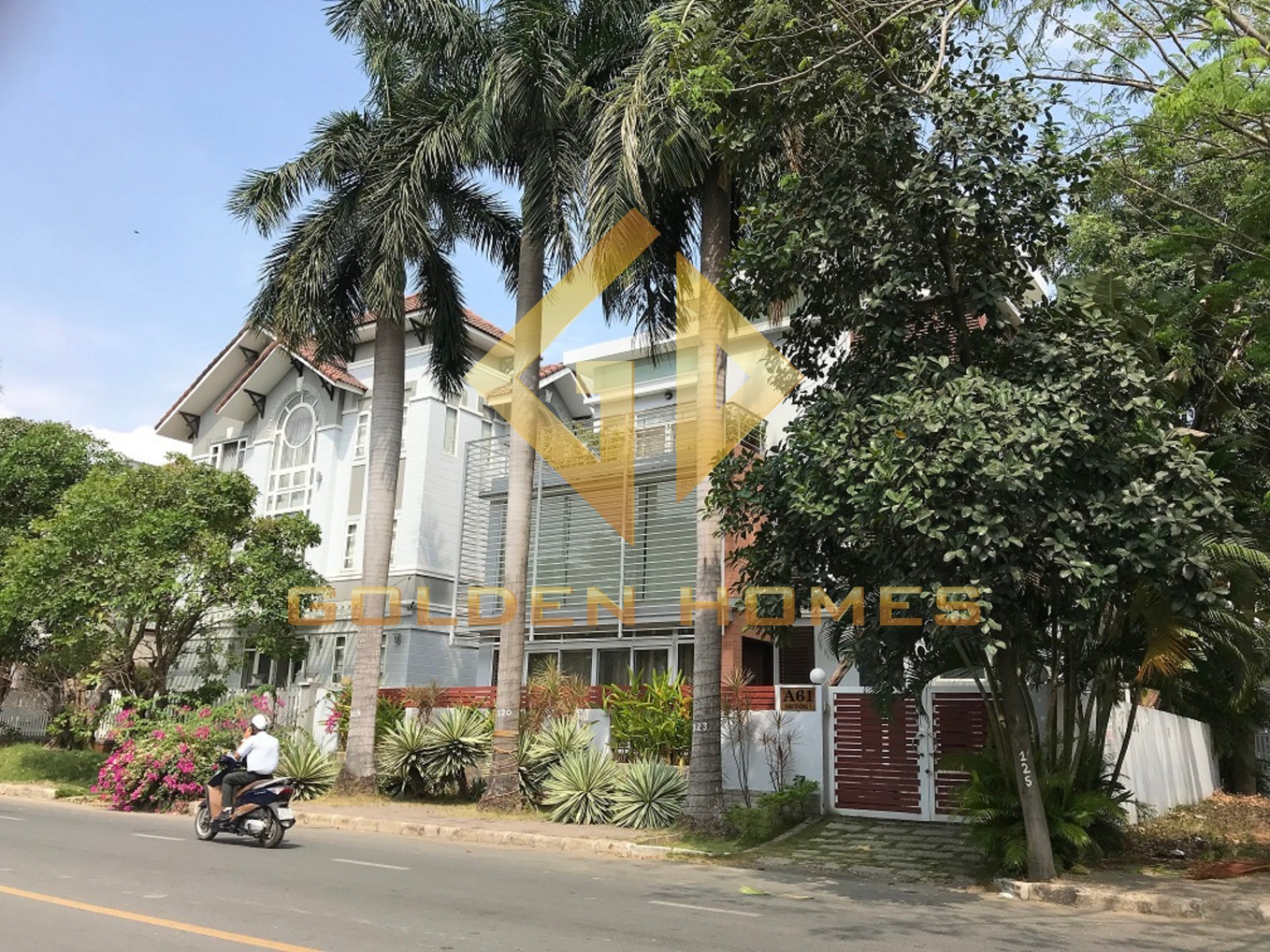 Cần bán Biệt thự đơn lập Phú Gia 350m2, đường Hà Huy Tập, Quận 7 - 477