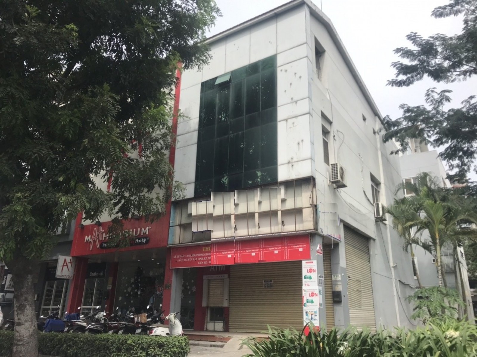 Cho thuê nhà mặt tiền Nguyễn Văn Linh, căn góc công viên Mỹ Toàn 3 , Quận 7. - 5981