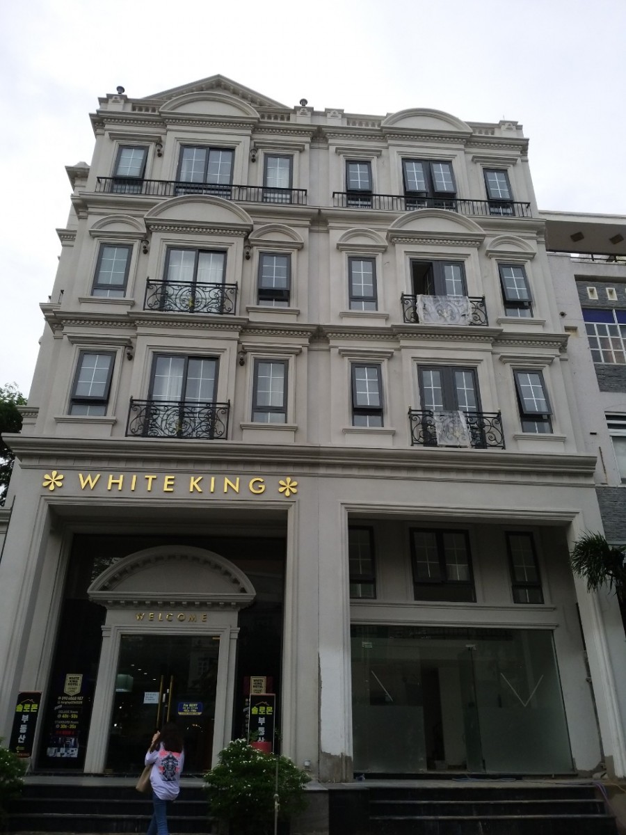 Cho thuê khách sạn 27 phòng, full NT, Phú Mỹ Hưng Q7,