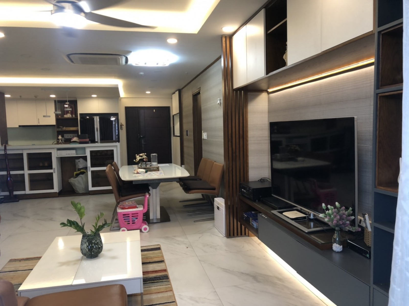 Bán nhanh căn hộ Scenic Valley, 3PN, 2WC, giá 8,5 tỷ TL (bao gồm thuế + phí). view sông, sân golf - 6048