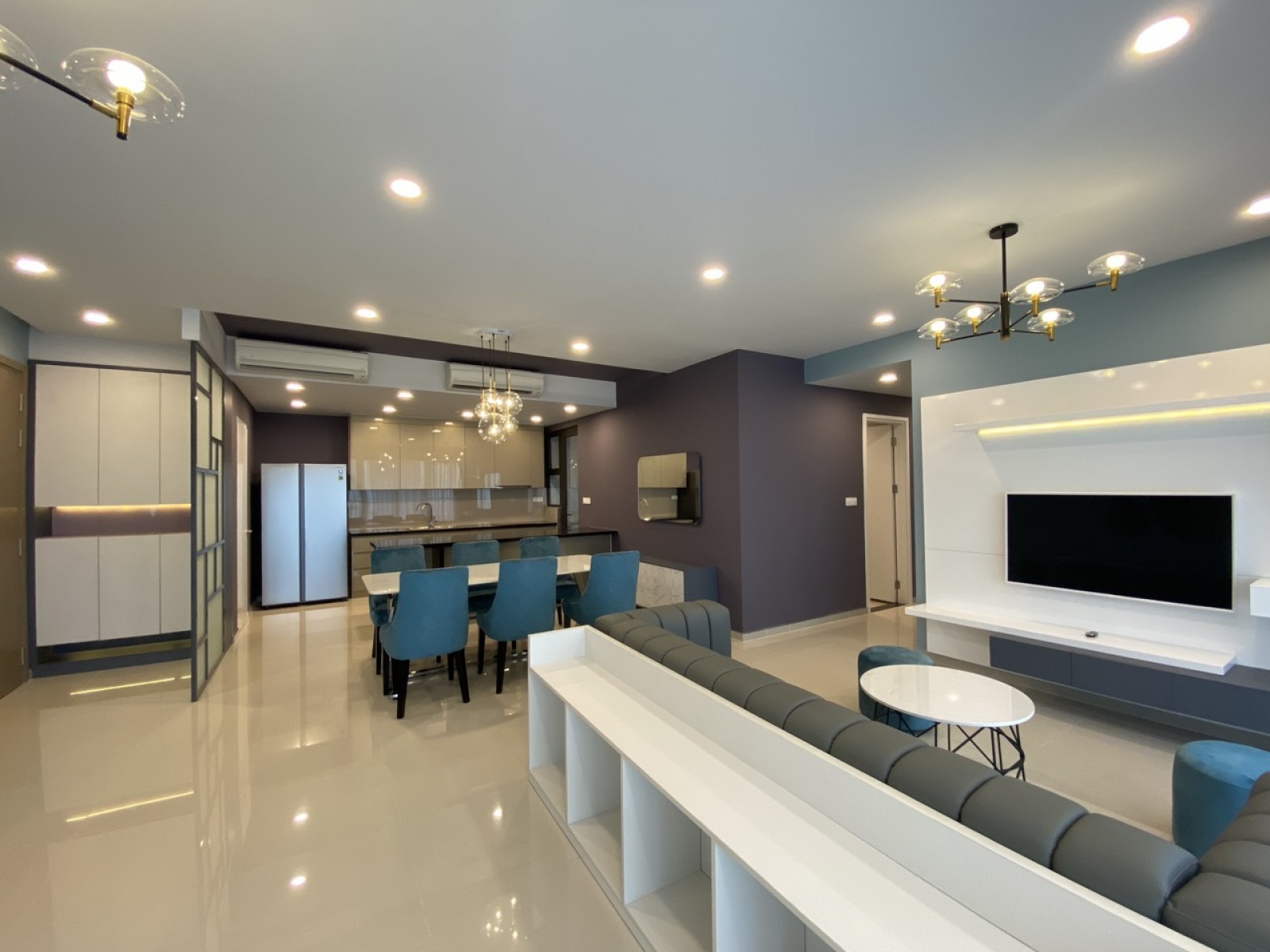 Cho thuê gấp căn hộ Grand View C Vòng Cung, PMH, Q7 DT 160m2, giá 28 triệu/tháng nhà đẹp full nội thất LH: 0902857558 THANH PHONG.