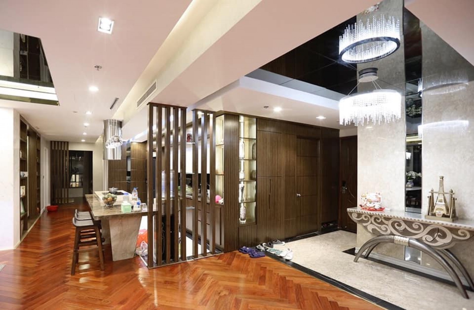 Cho thuê gấp căn hộ Garden Court 1, Phú Mỹ Hưng, Q7, DT 110m2, giá 18 triệu/tháng nhà đẹp view thoáng mát LH: 0902857558 THANH PHONG.