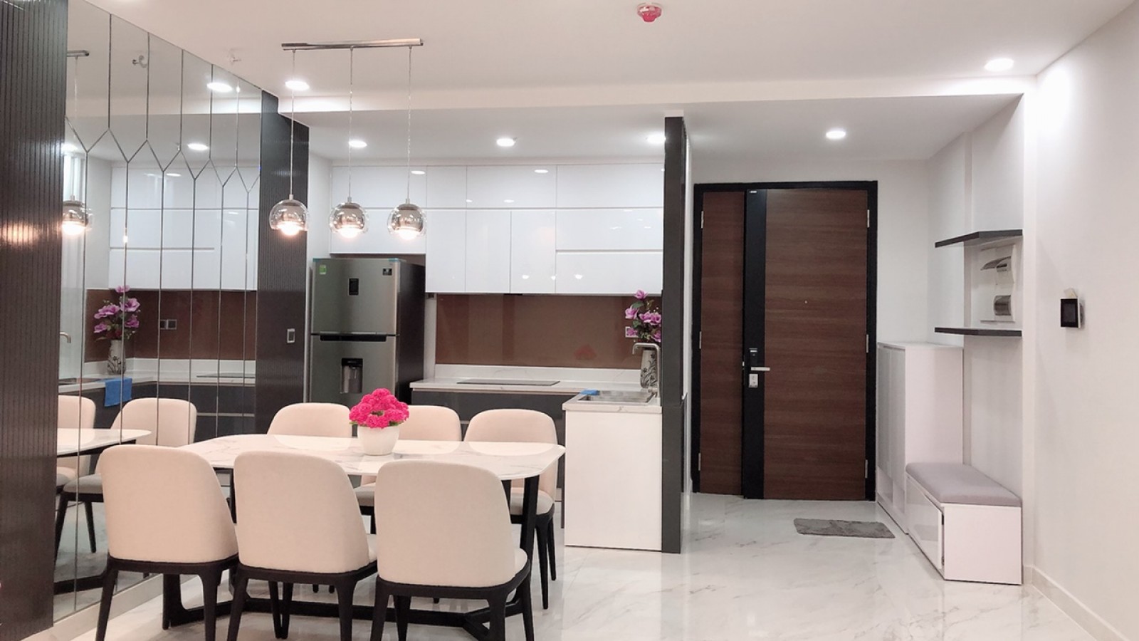 Bán nhanh căn hộ Green Valley, Phú Mỹ Hưng, Q7, 130m2, lầu cao, nội thất đẹp giá chỉ 6 tỷ LH: 0902857558 THANH PHONG.