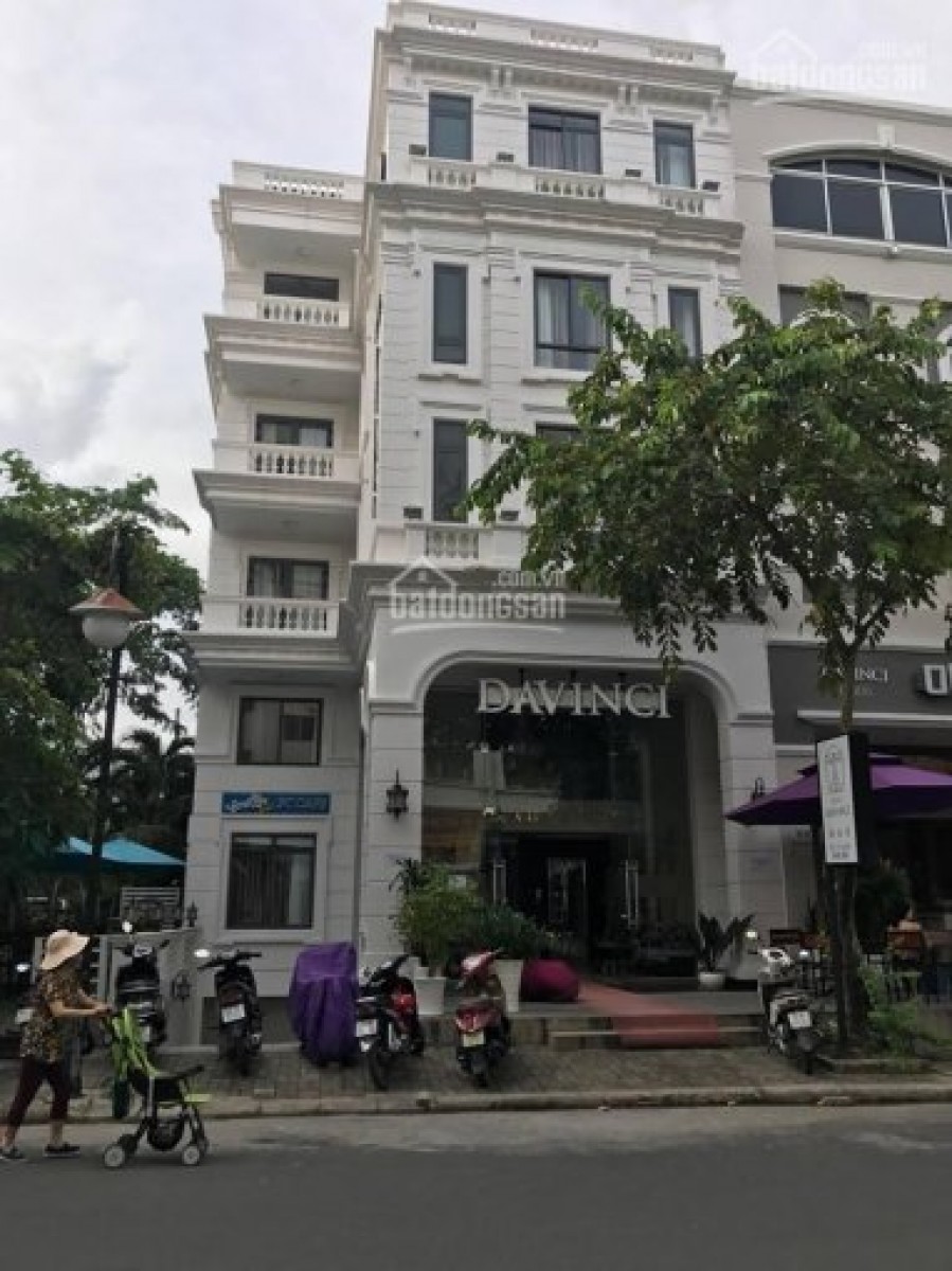 Cần cho thuê nhà phố kinh doanh căn góc vị trí đẹp nhất Nguyễn Văn Linh - Bùi Bằng Đoàn có thể kinh doanh đa ngành LH: 0902857558 THANH PHONG.