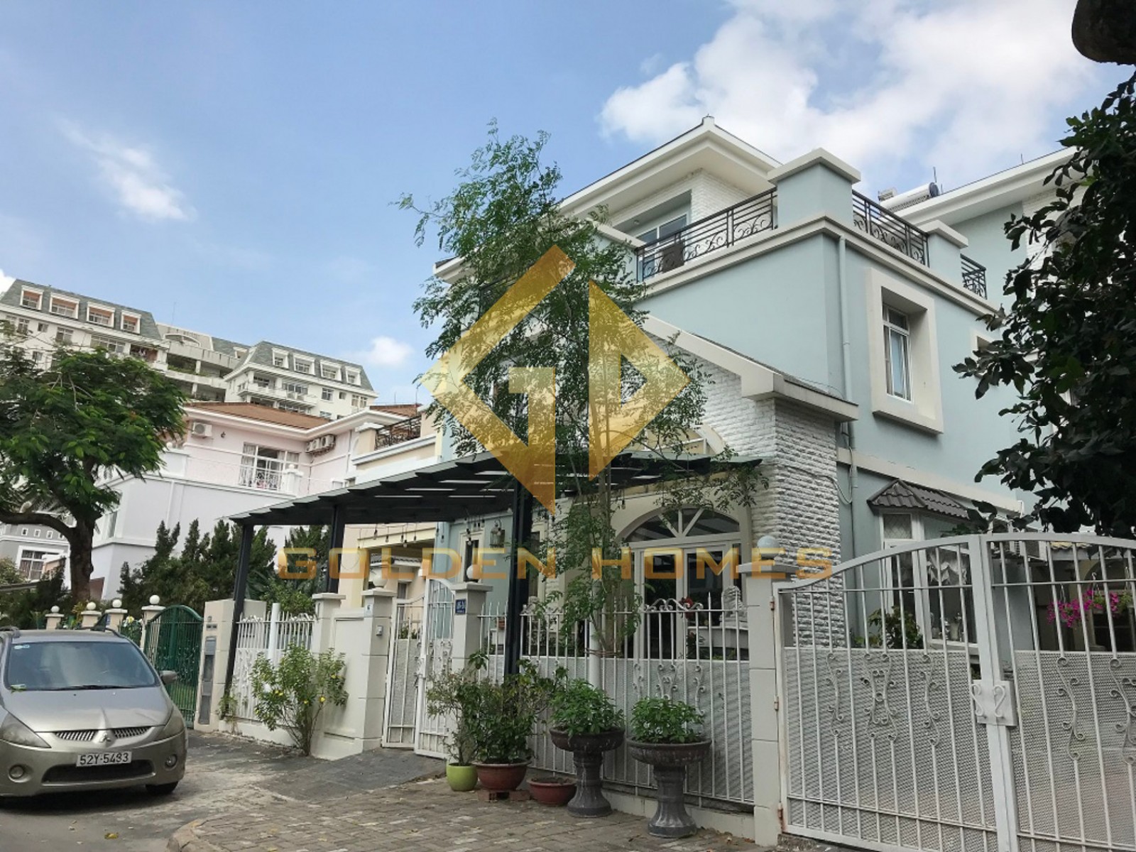 Bán gấp lô đất nhà phố Nam Quang, đường Lý Long Tường, Quận 7 có sổ đỏ