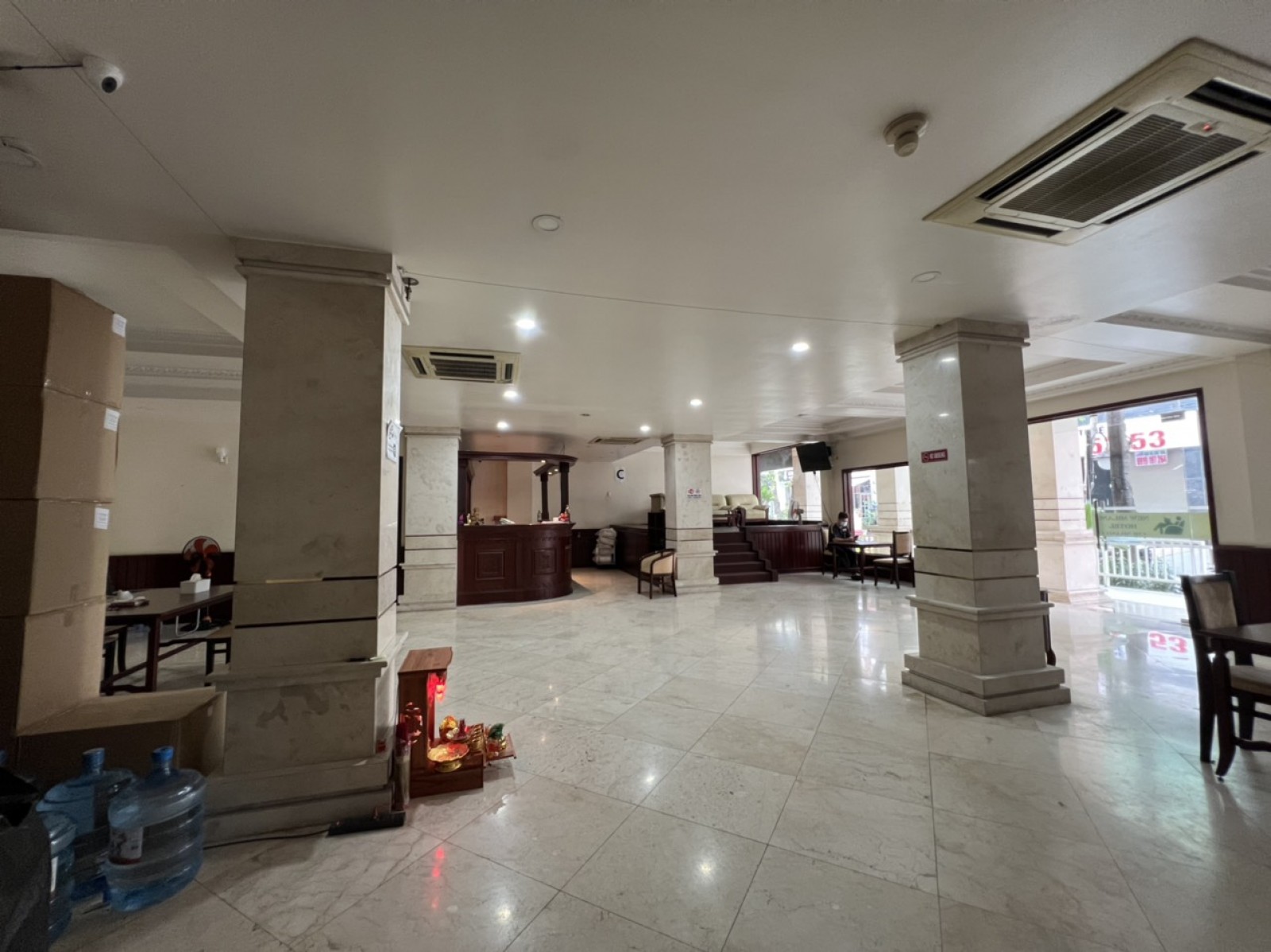 Cho thuê mặt bằng 12m x 18.5m làm nhà hàng, quán ăn, khu Hưng Phước, PMH, Q7, giá: 2000$ - 6577
