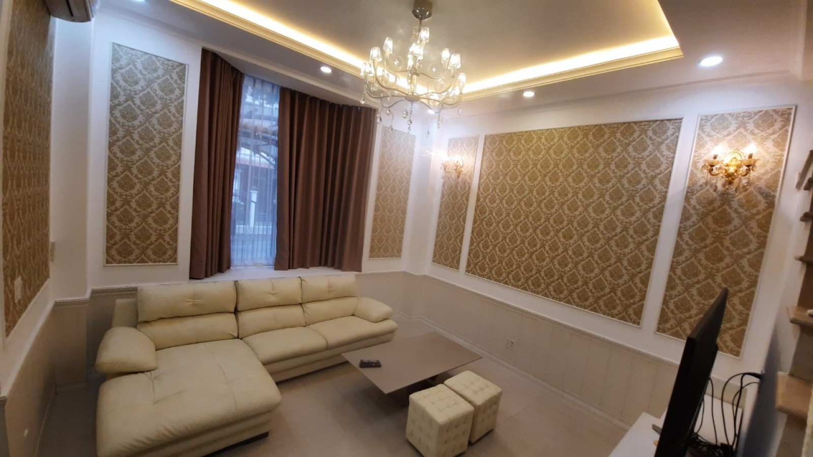Cho thuê liền kề Mỹ Thái, PMH, Quận 7, giá 28 triệu,vị trí gần công viên rộng thoáng mát yên tĩnh - 584
