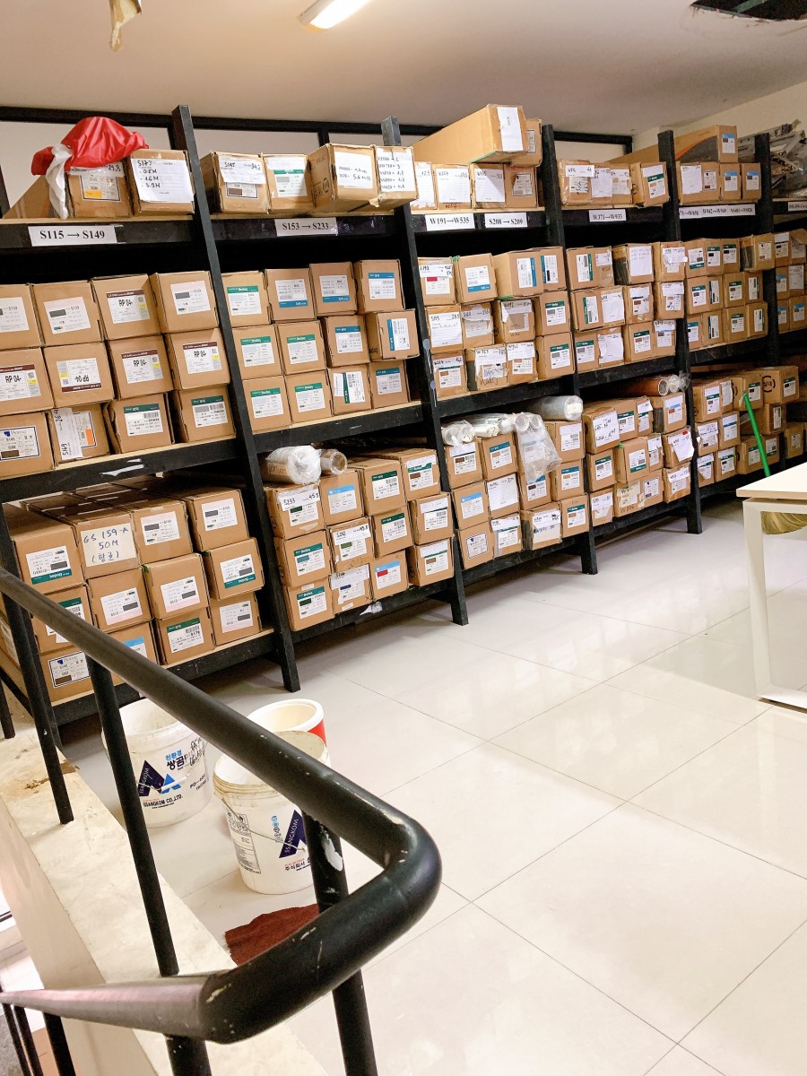Cho thuê văn phòng 50m2, giá: 14 triệu tại shop Sky Garden mặt tiền Phạm Văn Nghị, PMH, Q7. LH: 0917857039 - 6591