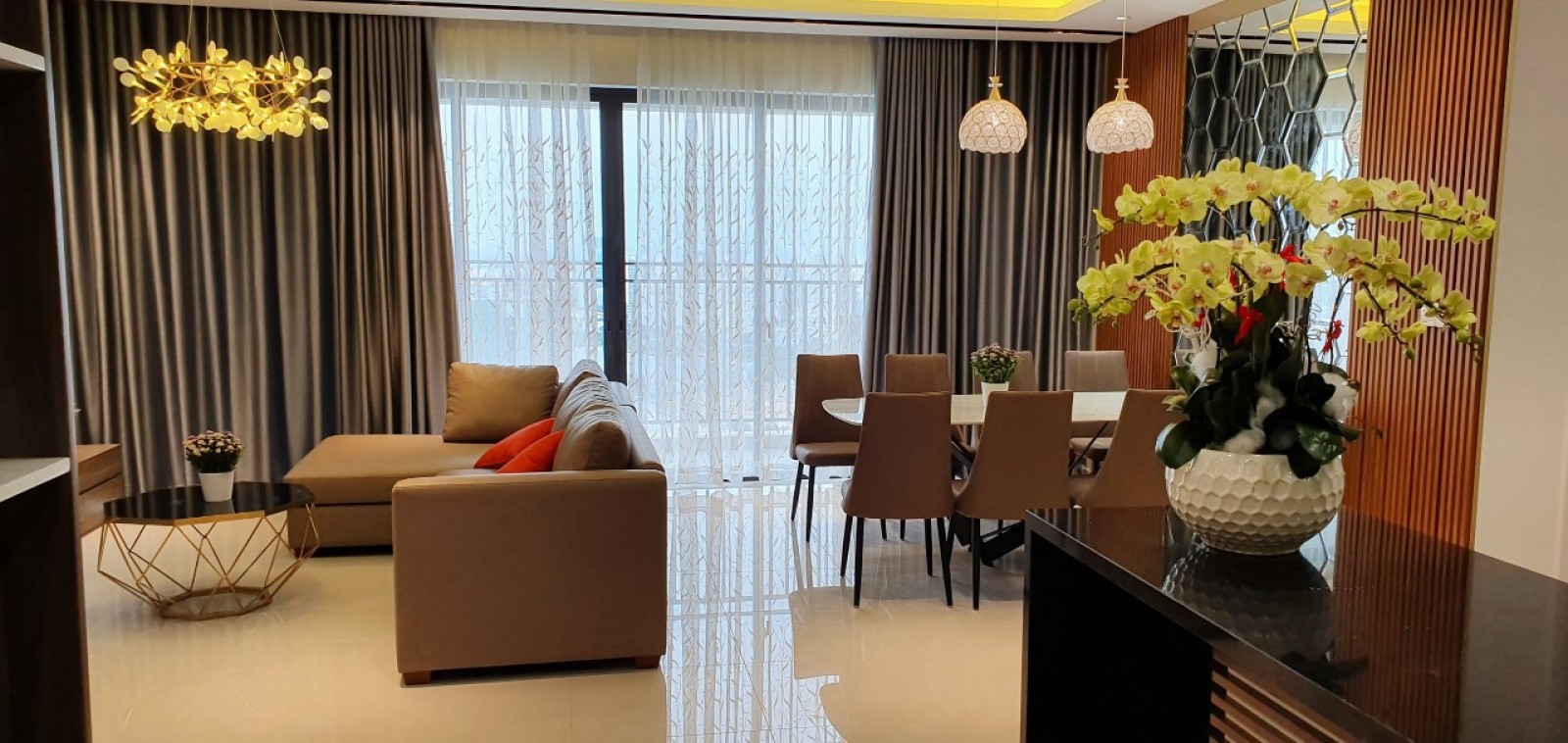 Cho thuê gấp căn hộ Grand Court 1, PMH, Q7, giá 23 triệu/tháng, view kênh đào yên tĩnh