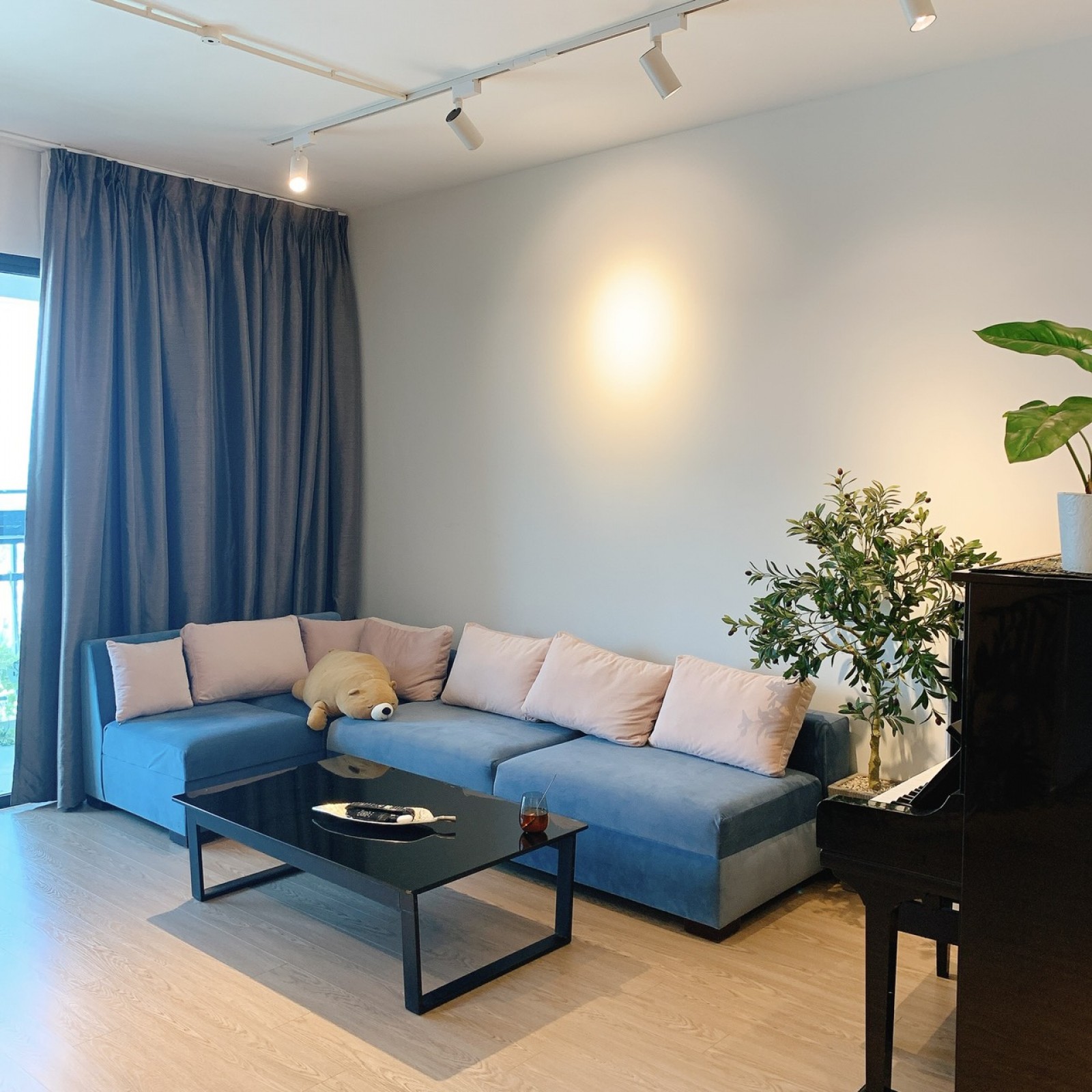 Chính chủ cho thuê Garden Court 1, Phú Mỹ Hưng, Q7, DT 147m2, giá 25 triệu/tháng, nội thất dính tường - 7024