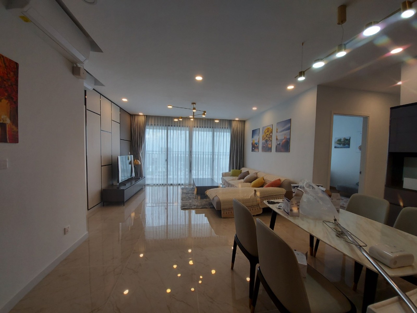 Bán gấp căn hộ Mỹ Phúc, Phú Mỹ Hưng. DT: 120m2 giá tốt: 4.4 tỷ nhà đẹp, full nội thất, 0902857558 THANH PHONG.