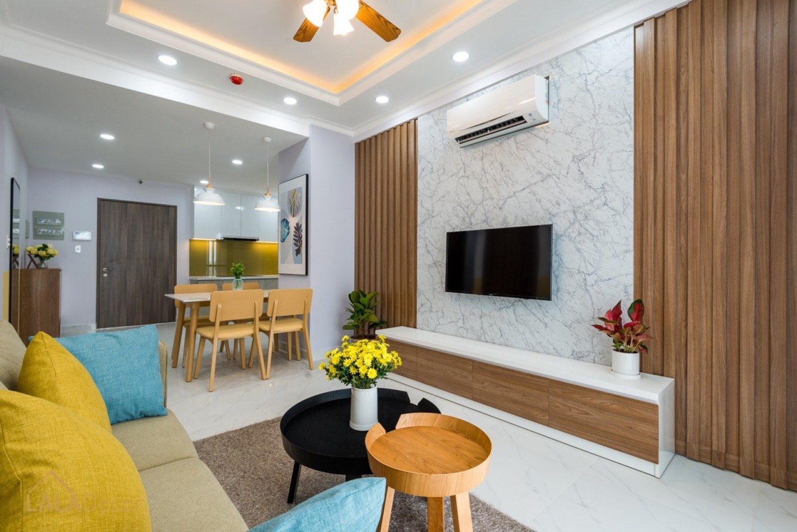 Cần cho thuê nhanh căn hộ Green Valley, PMH, Q7 có 2PN, 2WC, nhà đẹp, giá siêu rẻ. LH: 0906385299 MAI HÀ.
