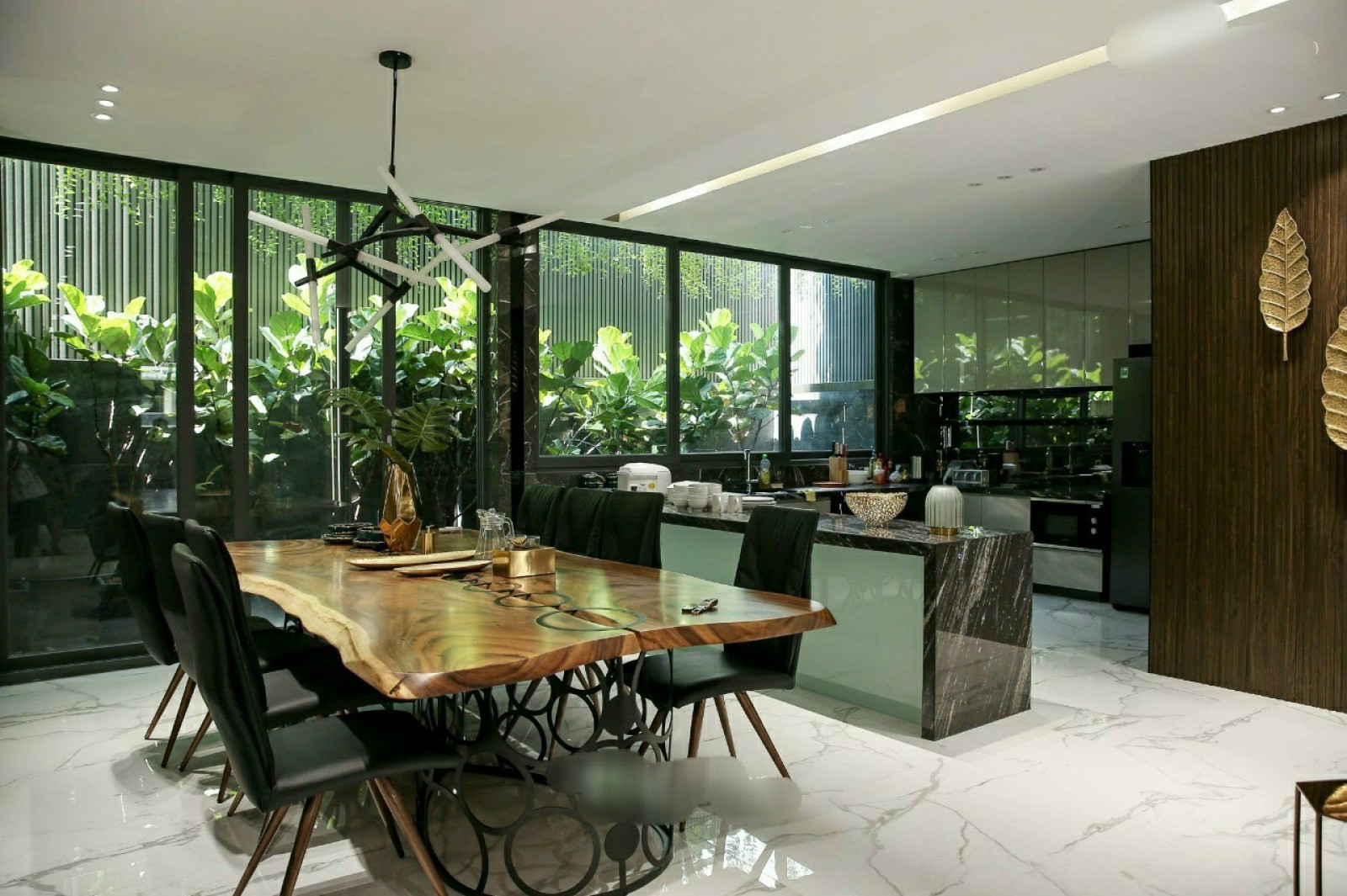 Bán nhanh biệt thự Mỹ Giang đường Đô Đốc Tuyết, Phú Mỹ Hưng, Quận 7. DT: 7x18m. giá 50 tỷ. LH: 0946972730 Tân. - 7298