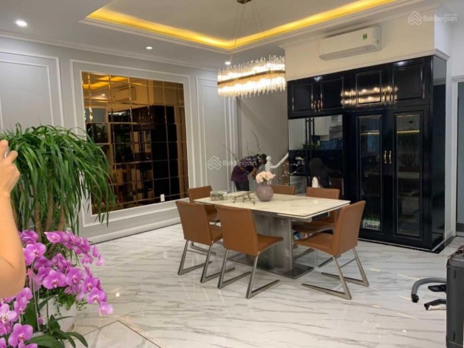 Bán Biệt thự tứ lập Mỹ Phú mặt tiền đường G, Phú mỹ hưng, Quận 7