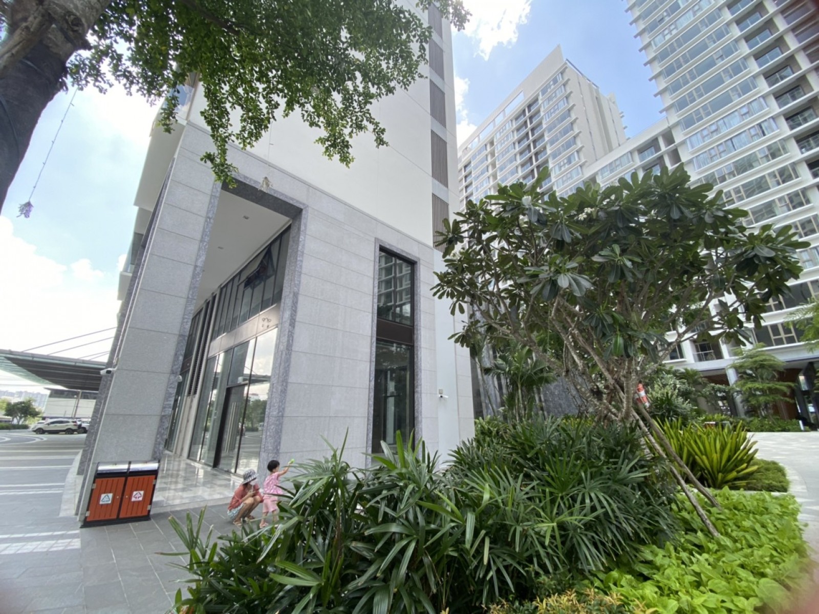 Cho thuê nguyên căn shop Midtown M8 khu Phú Mỹ Hưng, Quận 7. - 7632
