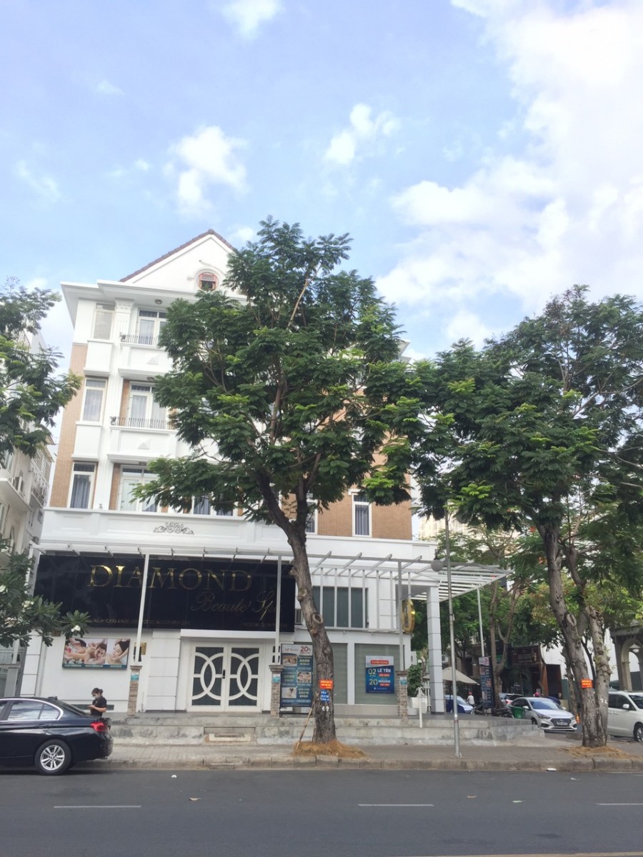Còn vài căn đôi nhà phố ở Phú Mỹ Hưng đang chào bán với giá đầu tư