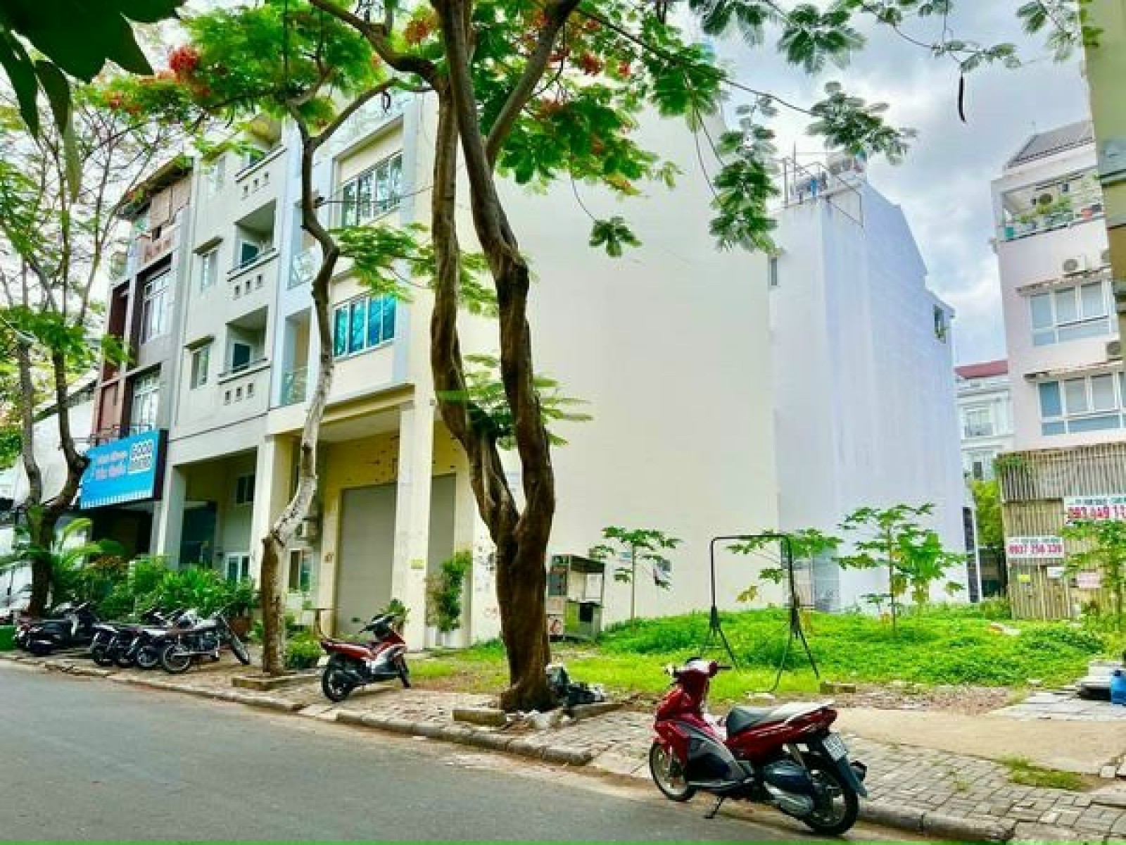 Chính chủ cần bán lô đất đường nội khu Hưng Gia 1, Phú Mỹ Hưng, Q7, giá chỉ 23,99 tỷ - 8007