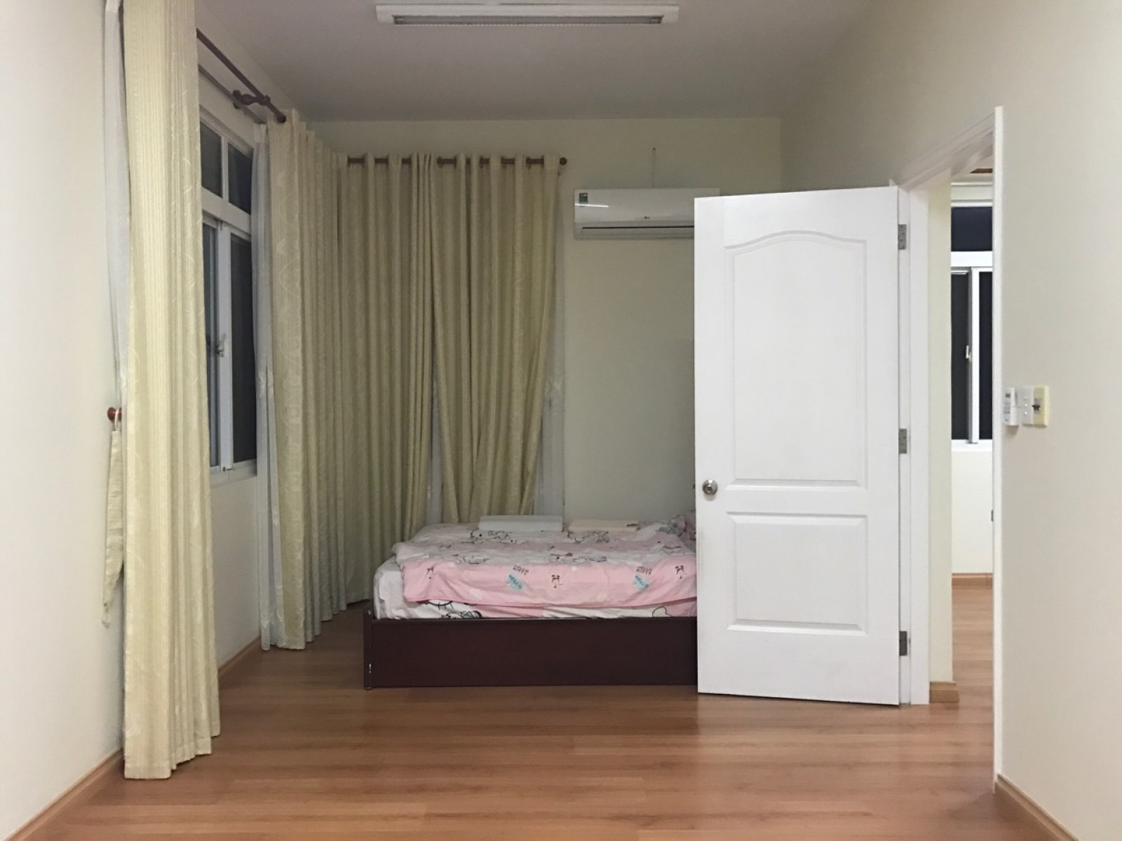 Bán nhanh biệt thự song lập khu Mỹ Kim, Phú Mỹ Hưng với giá tốt - 8073