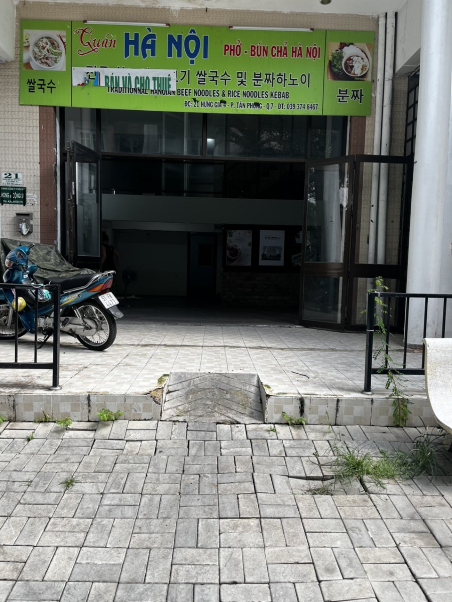 Mặt bằng trệt + lửng nhà phố Hưng Gia 4 đường Cao Triều Phát, làm văn phòng, showroom, trưng bày sản phẩm.