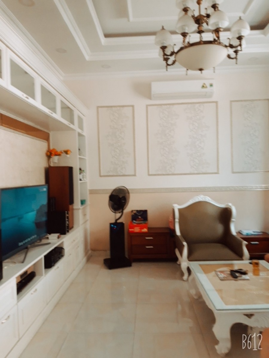 Cho thuê gấp biệt thự Hưng Thái, DT 7x18m, nội thất đẹp , gần công viên - 8126